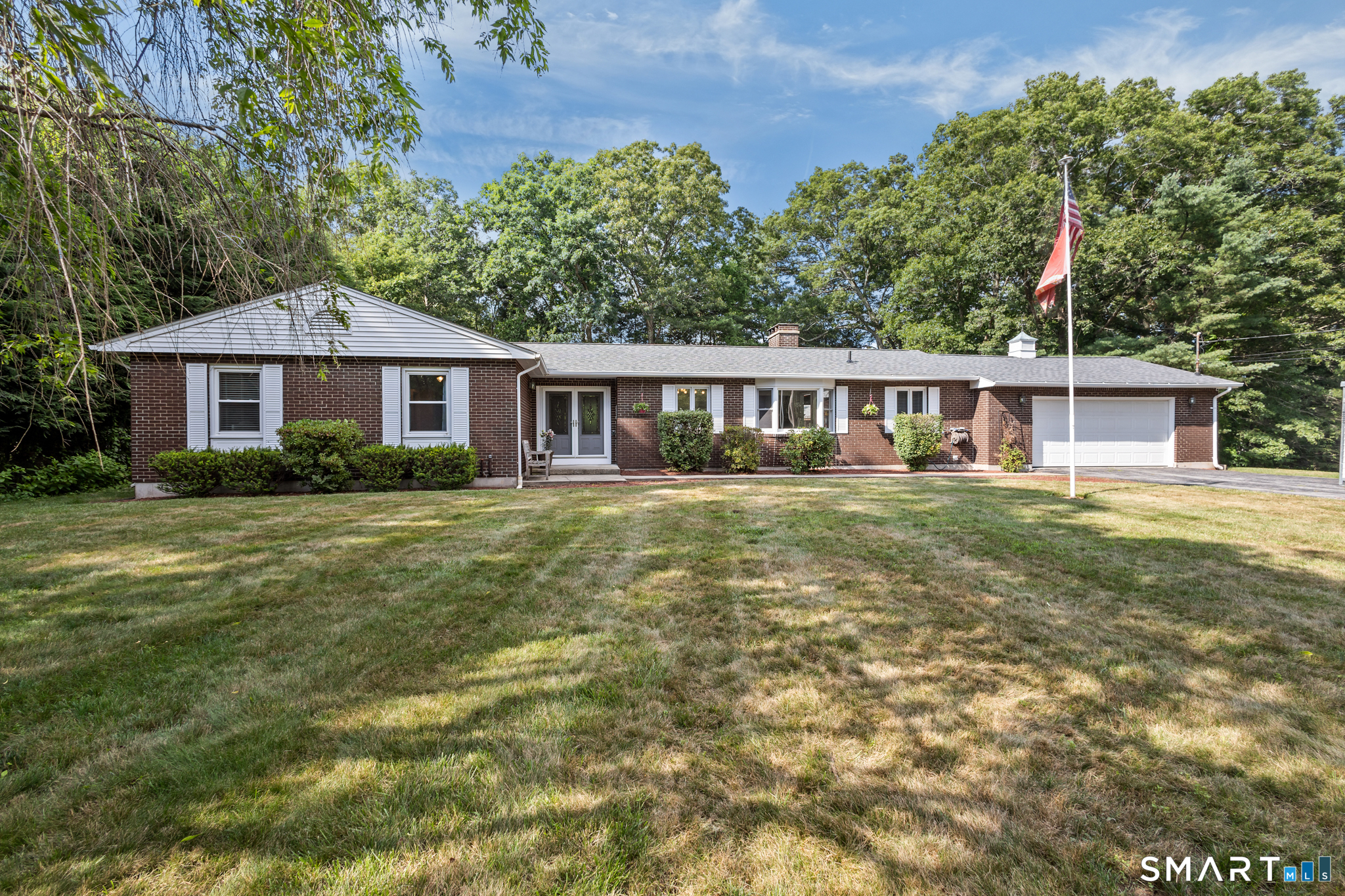 Homes for sale in Killingly, CT | 34 Vezina Dr, Killingly, CT 06239 | MLS# 24191046