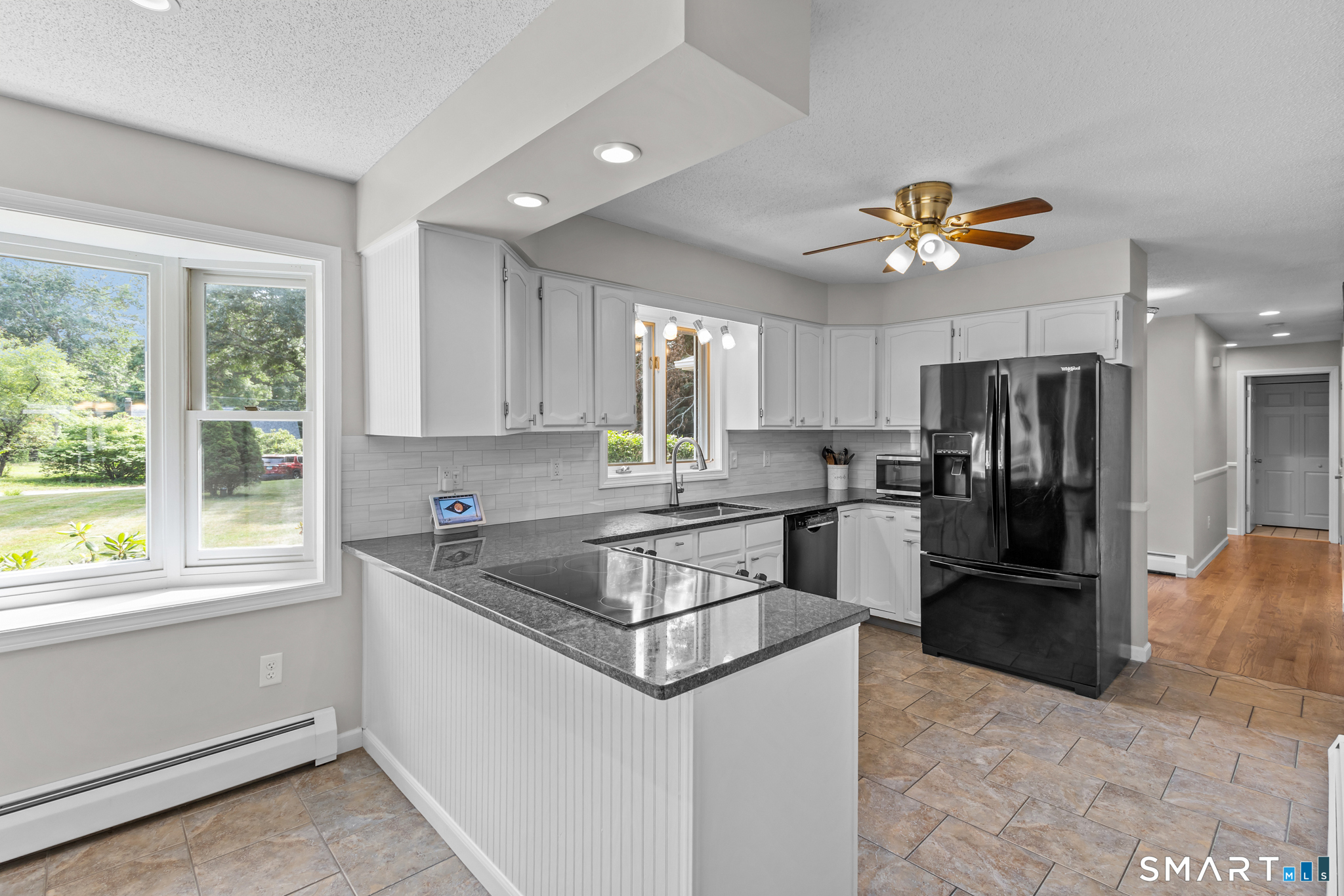 Homes for sale in Killingly, CT | 34 Vezina Dr, Killingly, CT 06239 | MLS# 24191046