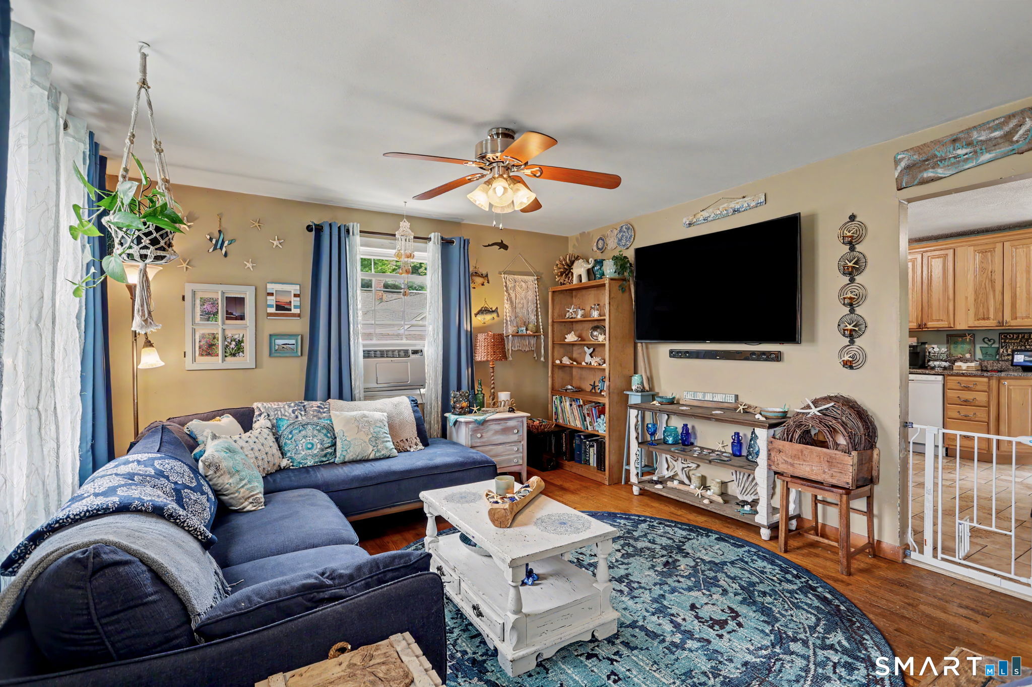 Homes for sale in East Lyme, CT | 264 Roxbury Rd, East Lyme, CT 06357 | MLS# 24189477