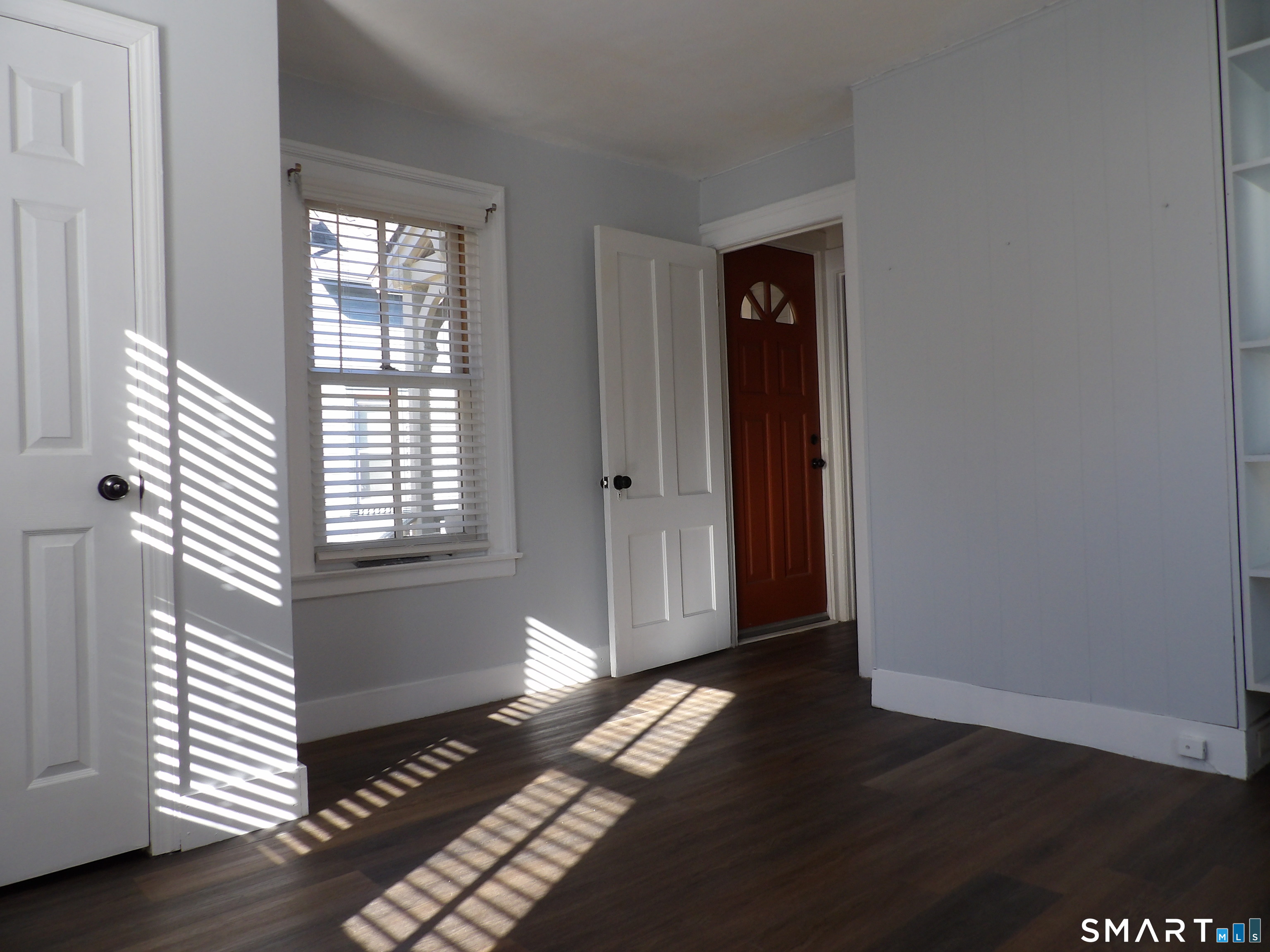 32 Wells Avenue photo 4