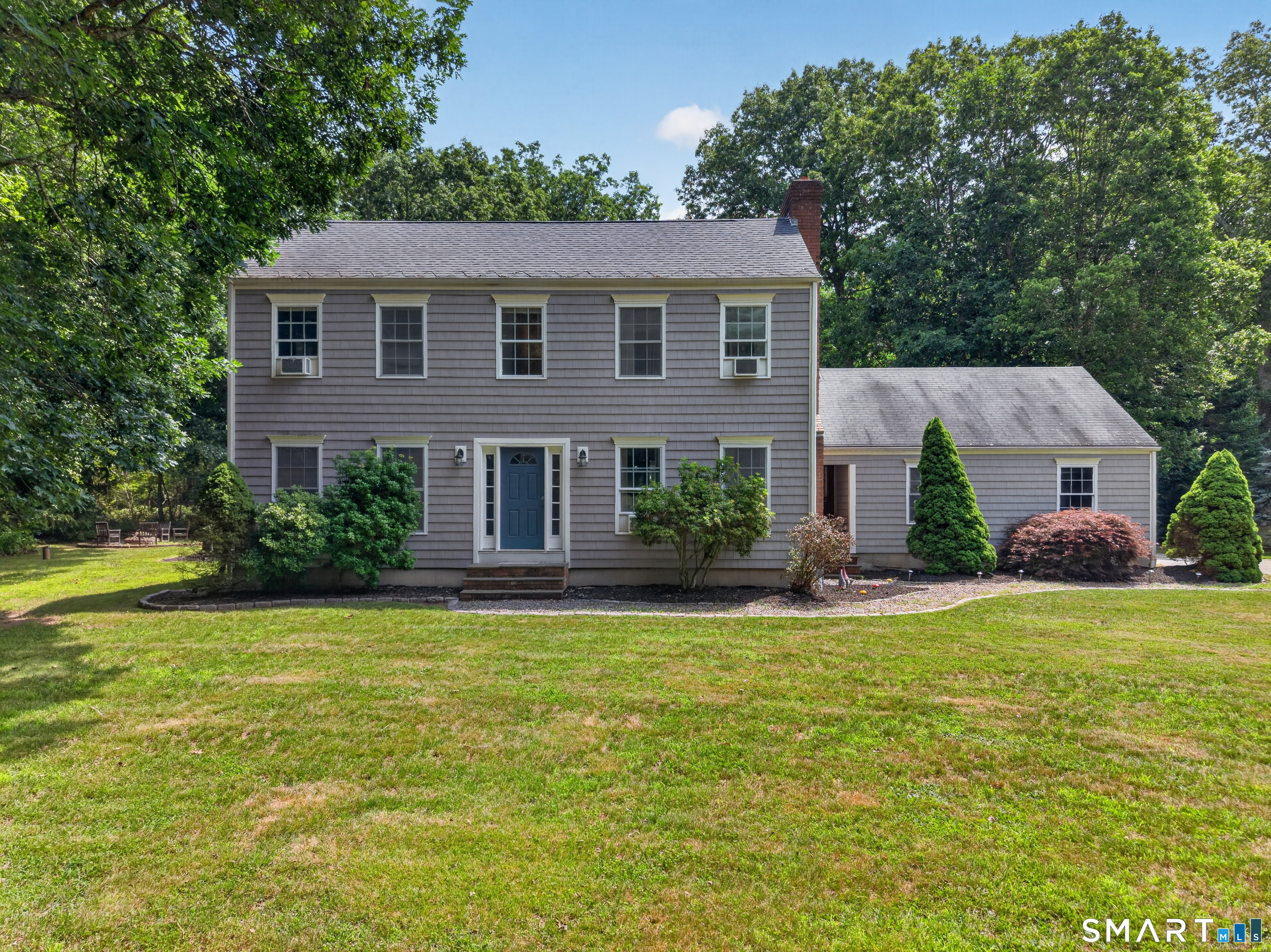 Homes for sale in Montville, CT | 180 Pruett Pl, Montville, CT 06370 | MLS# 24188759