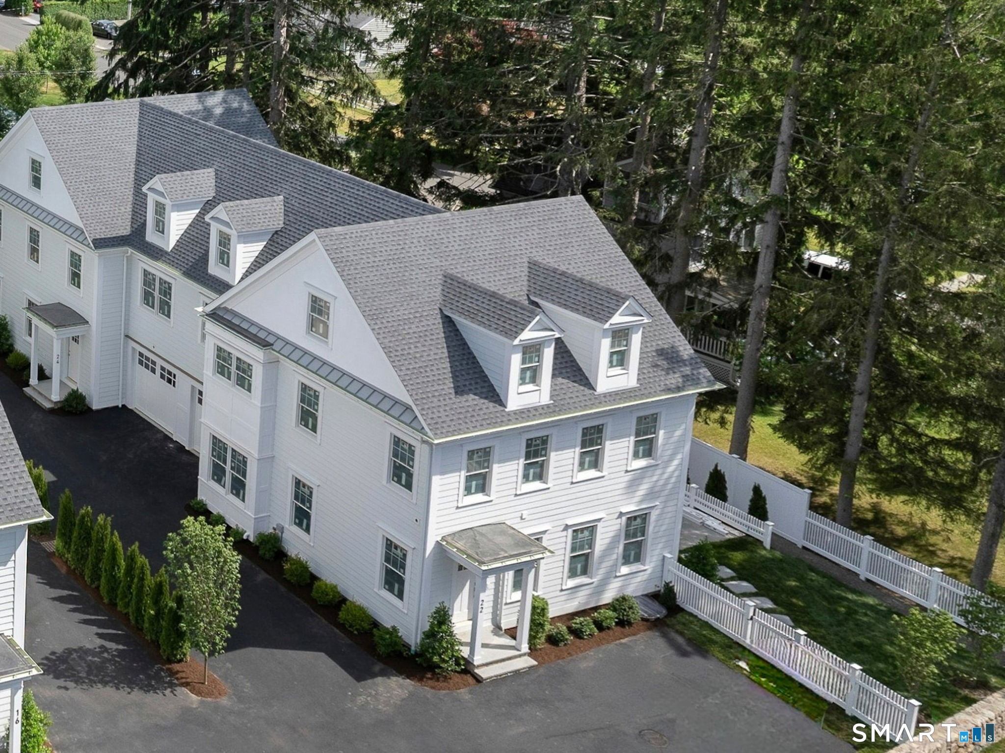 22 Old Stamford Road, New Canaan