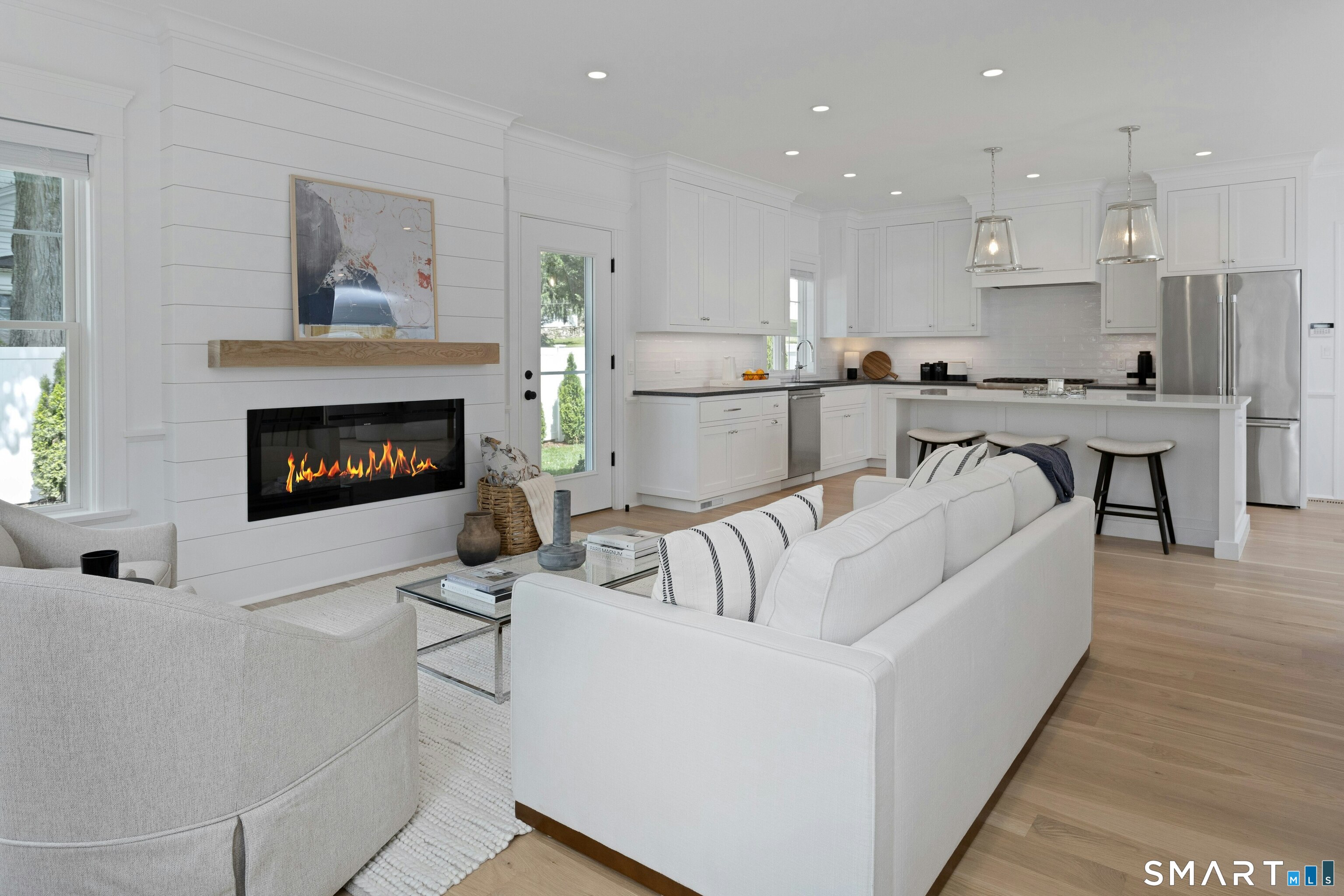 22 Old Stamford Road, New Canaan, Connecticut photo 3