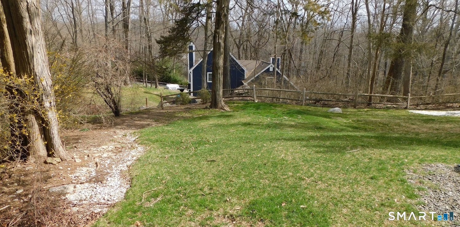 Homes for sale in Ridgefield, CT | 381 Bennetts Farm Rd, Ridgefield, CT 06877 | MLS# 24191236