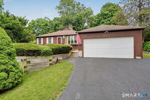 10 Paulina Place