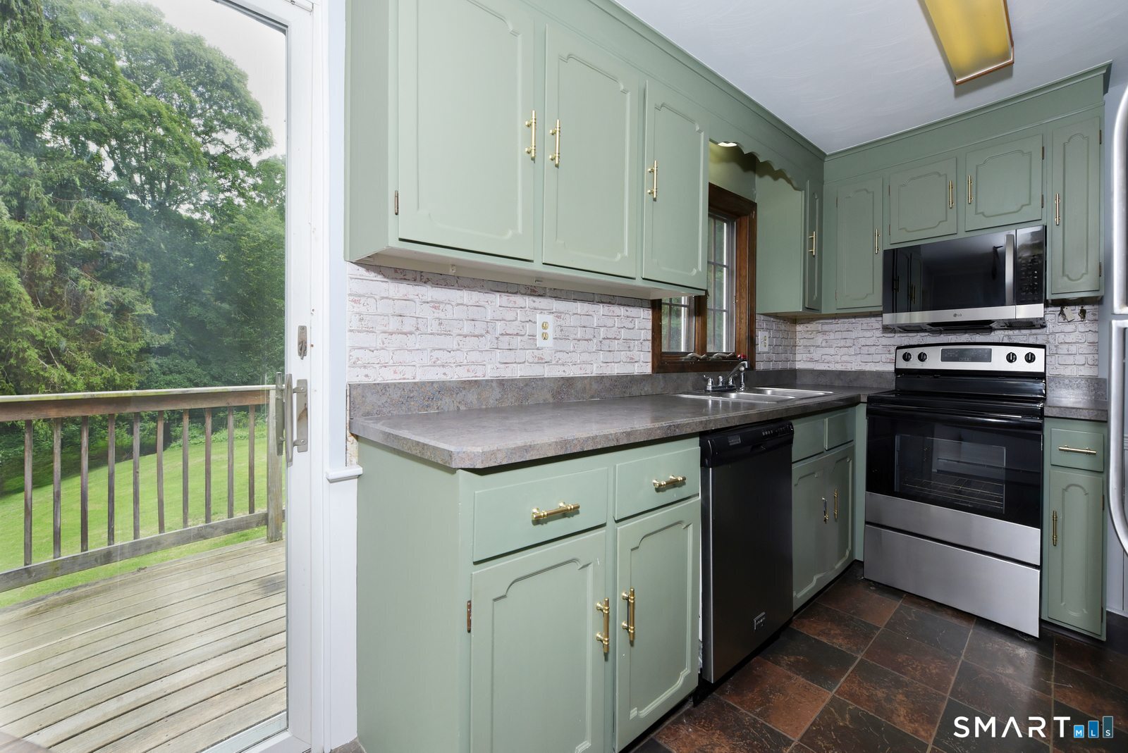 Homes for sale in East Hampton, CT | 128 Mott Hill Rd, East Hampton, CT 06424 | MLS# 24191263