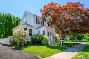48 Bungalow Park