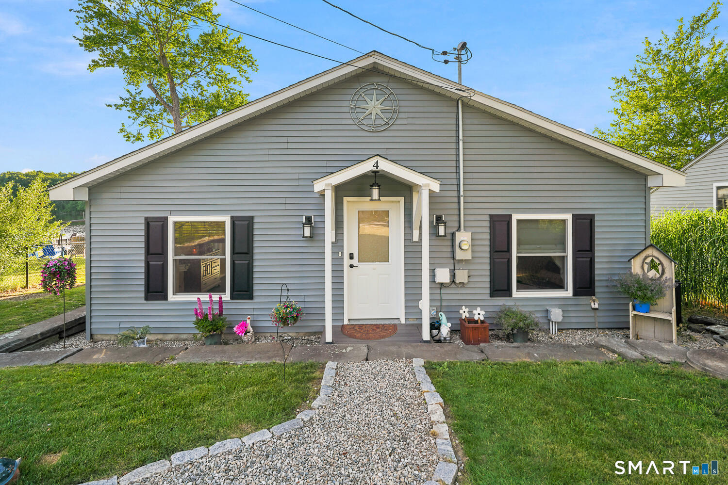 Homes for sale in Woodstock, CT | 4 Loyola Rd Ext, Woodstock, CT 06281 | MLS# 24191228