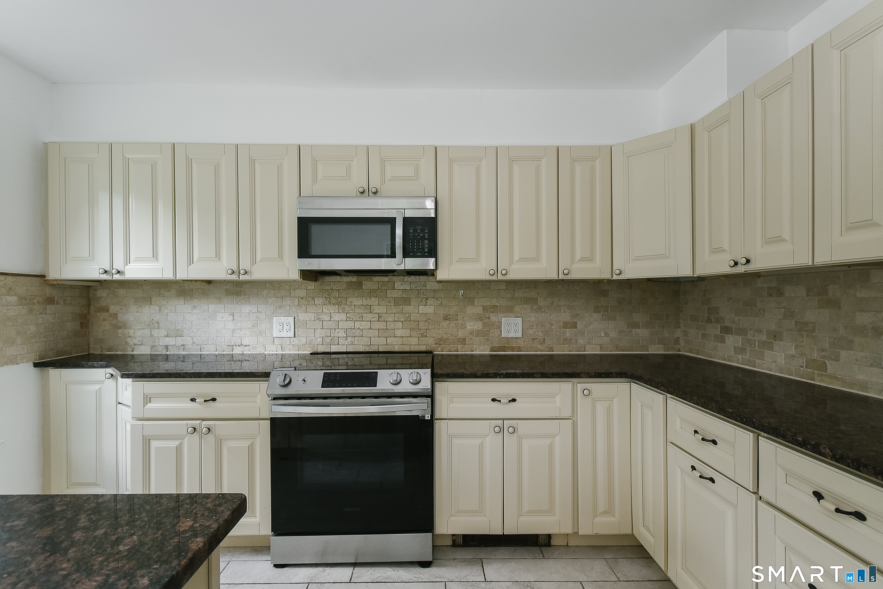 Homes for sale in Norfolk, CT | 82 Greenwoods Rd E, Norfolk, CT 06058 | MLS# 24191415