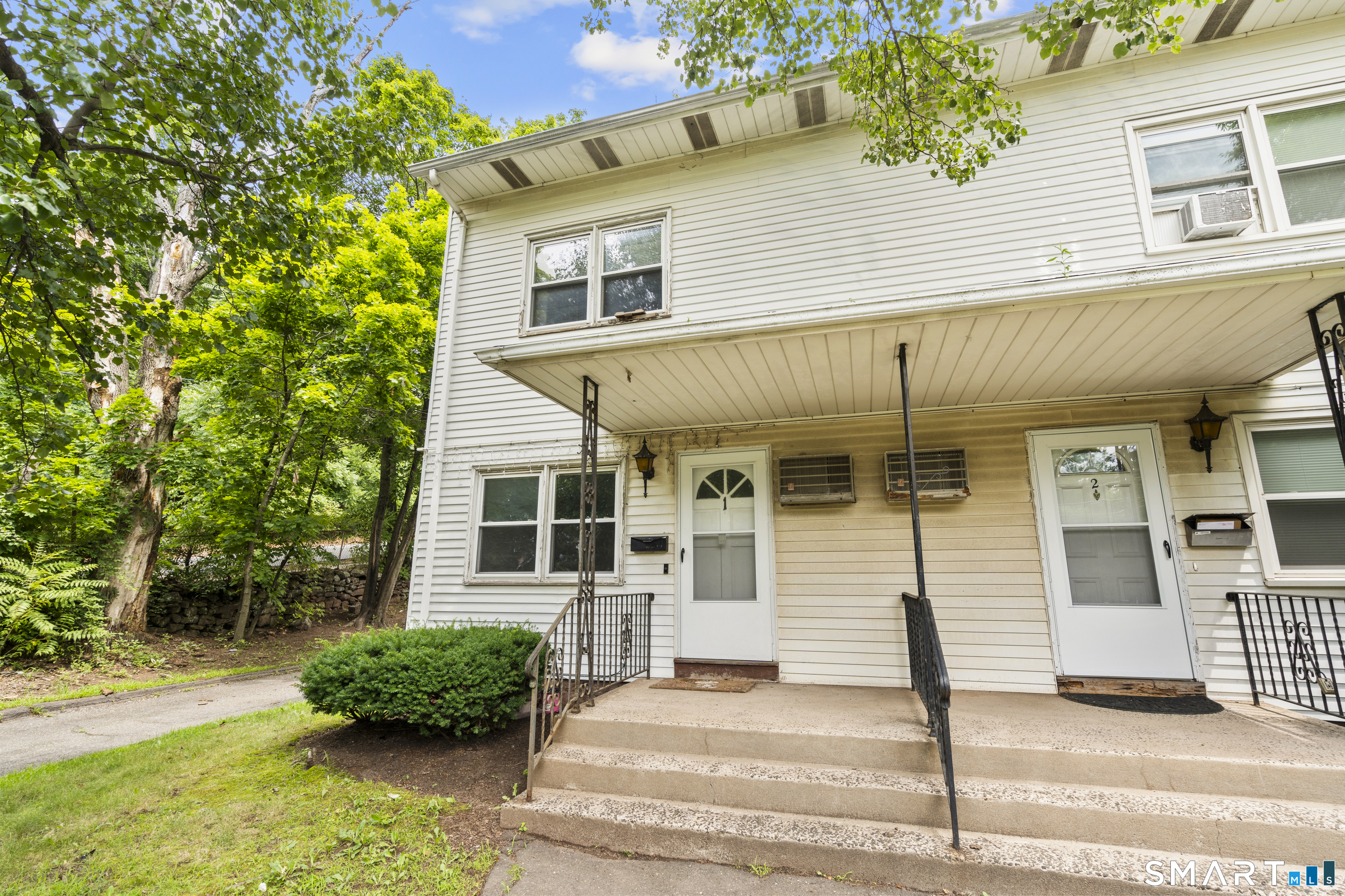 Homes for sale in Meriden, CT | 115 Kensington Ave #1, Meriden, CT 06451 | MLS# 24191094