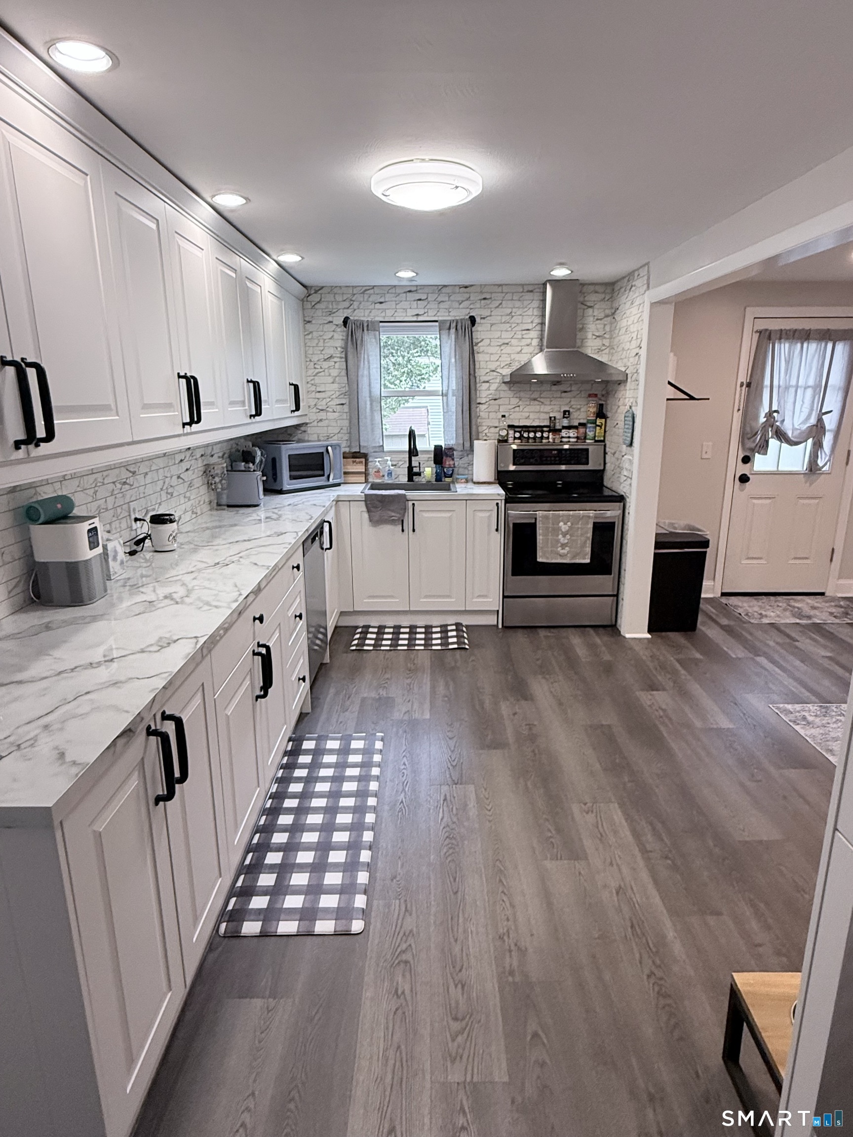 Homes for sale in South Windsor, CT | 129 Overlook Rd, South Windsor, CT 06074 | MLS# 24191361