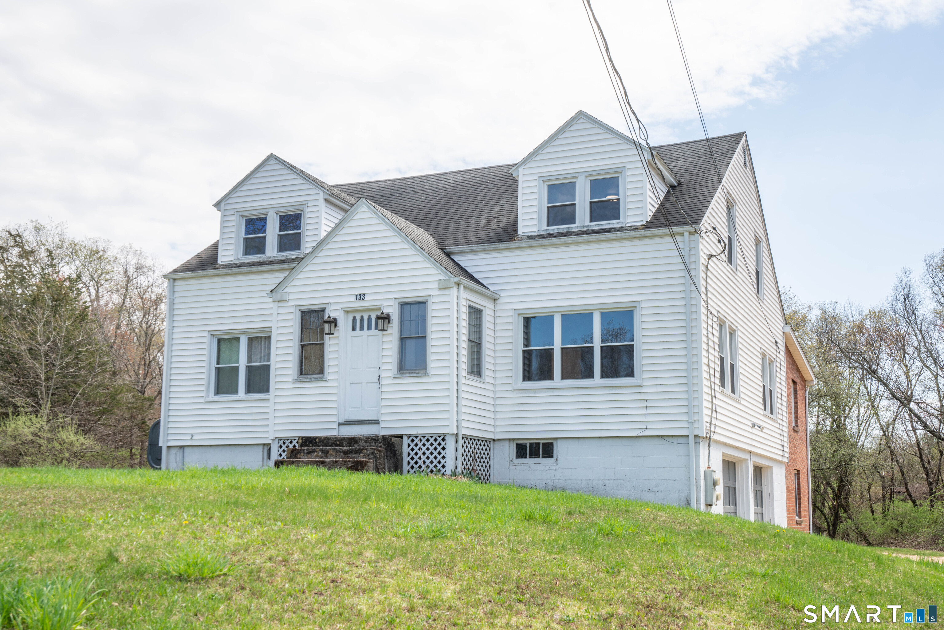 Homes for sale in Colchester, CT | 133 Lake Hayward Rd, Colchester, CT 06415 | MLS# 24191404