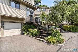 2435 Bedford Street, Unit 11C