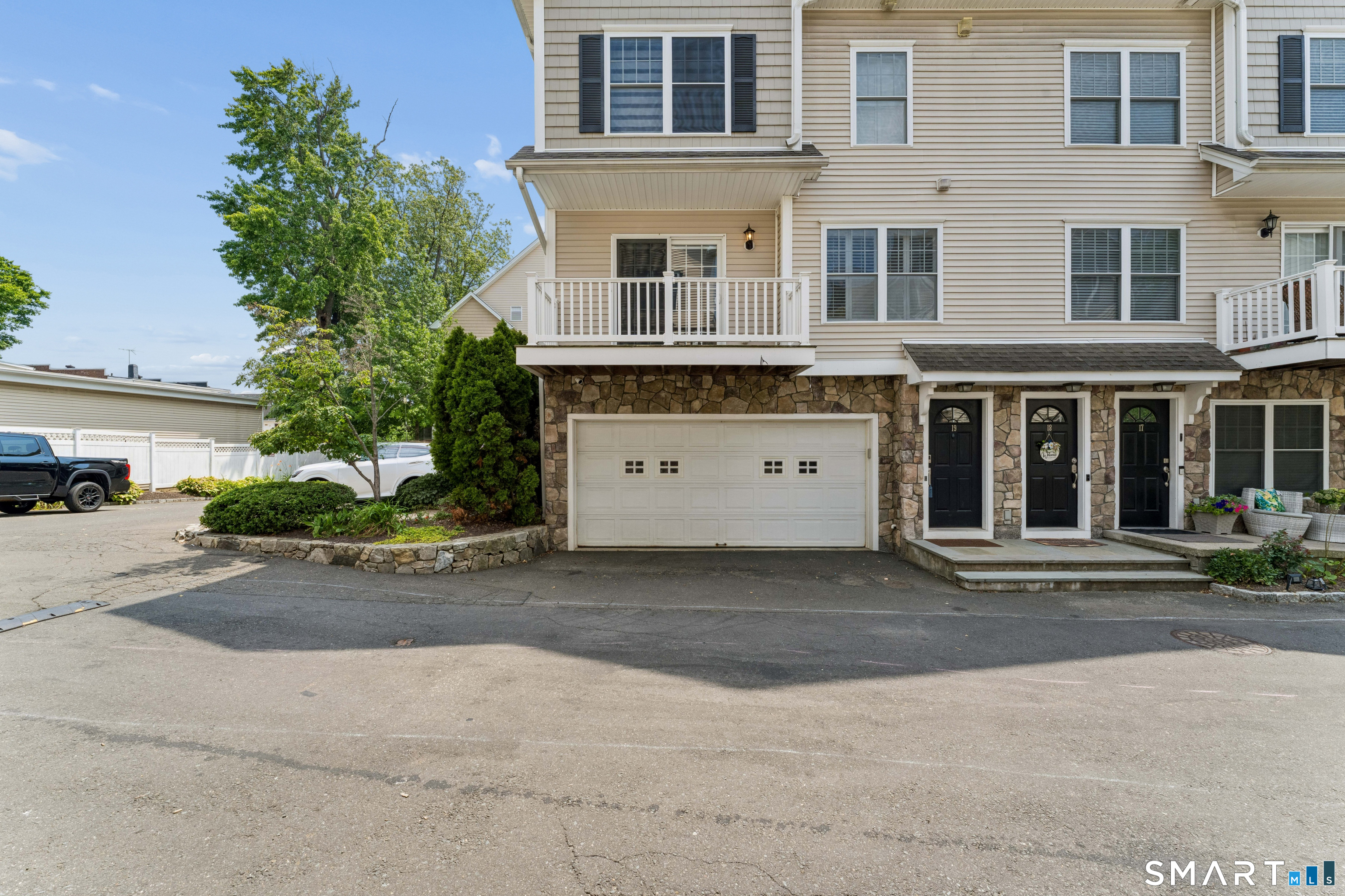 59 Liberty Street, Stamford, Connecticut photo 2