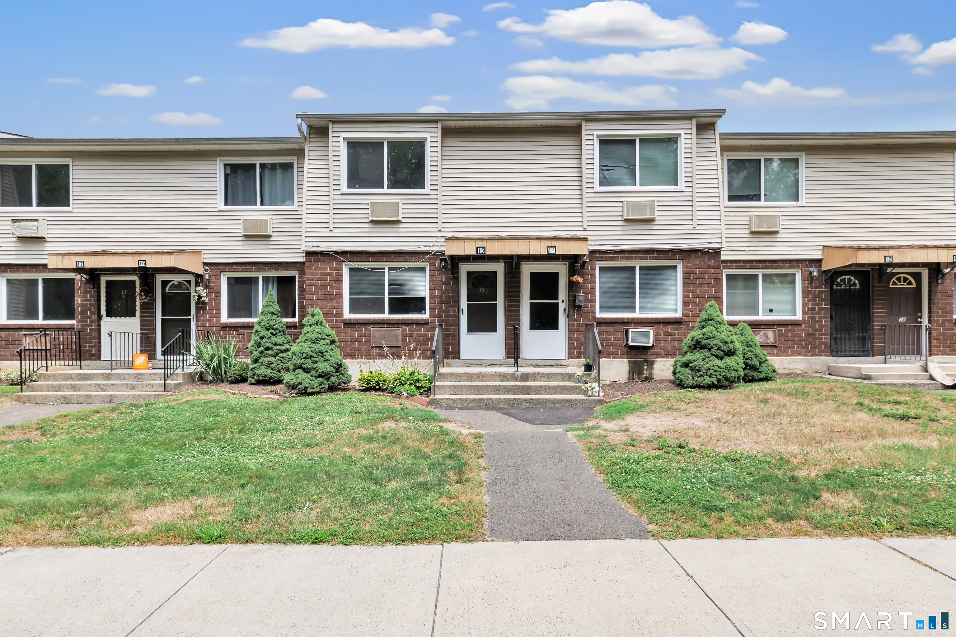 Homes for sale in West Haven, CT | 215 Jaffrey St #15, West Haven, CT 06516 | MLS# 24191526