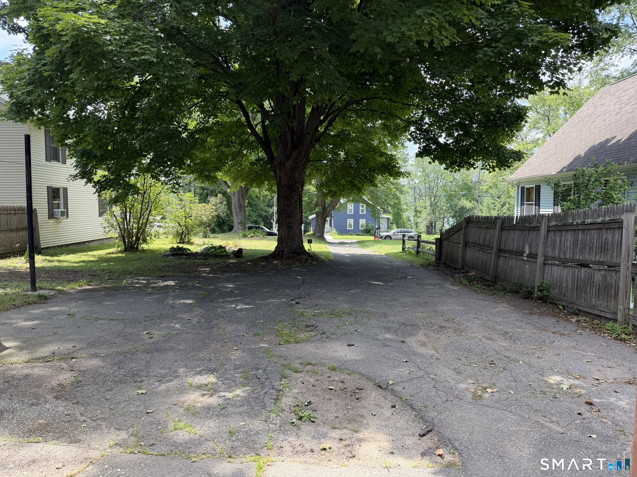 Homes for sale in Winchester, CT | 132 E Lake St, Winchester, CT 06098 | MLS# 24184417