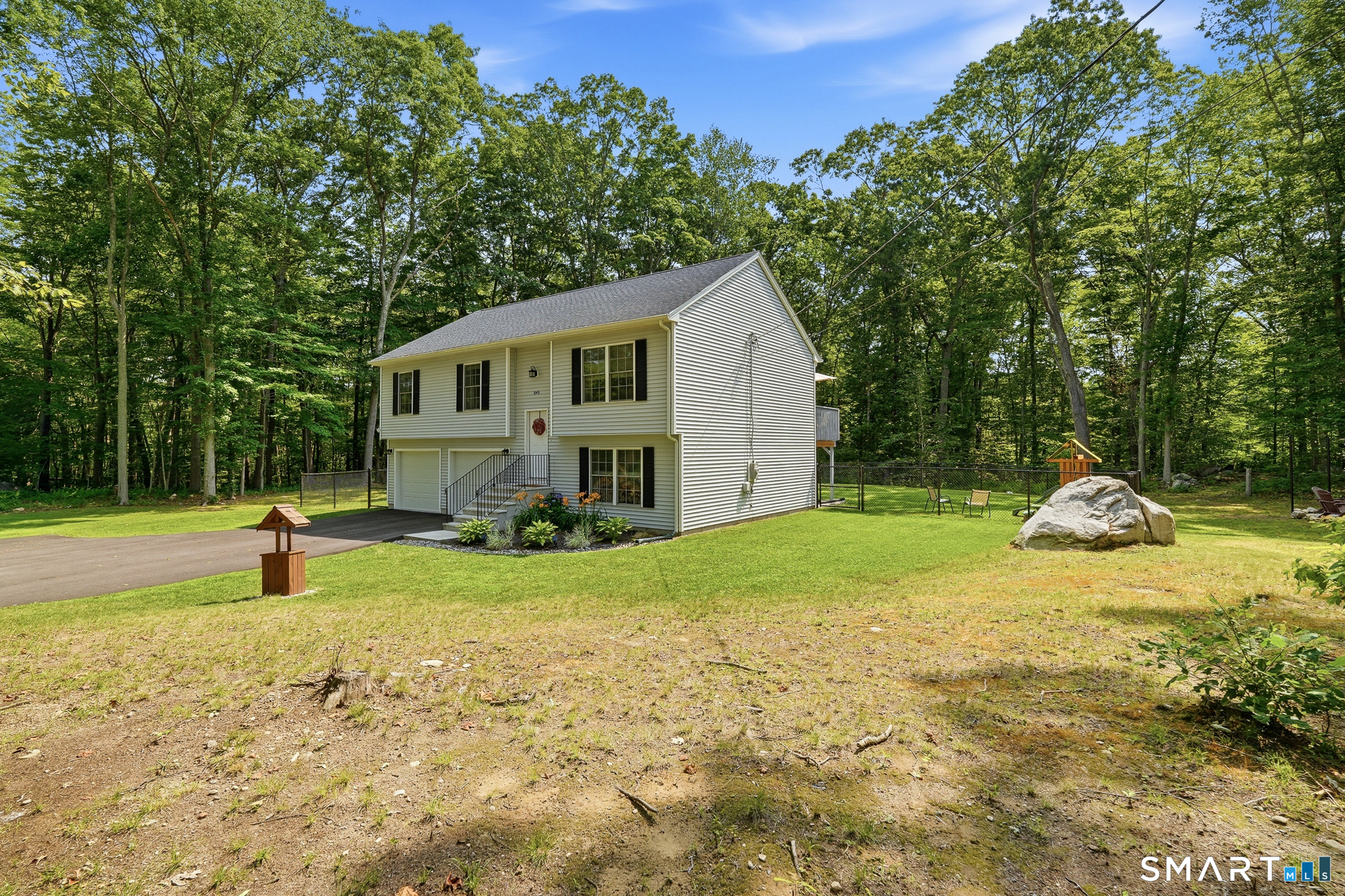 845 Old Colchester Road photo 3