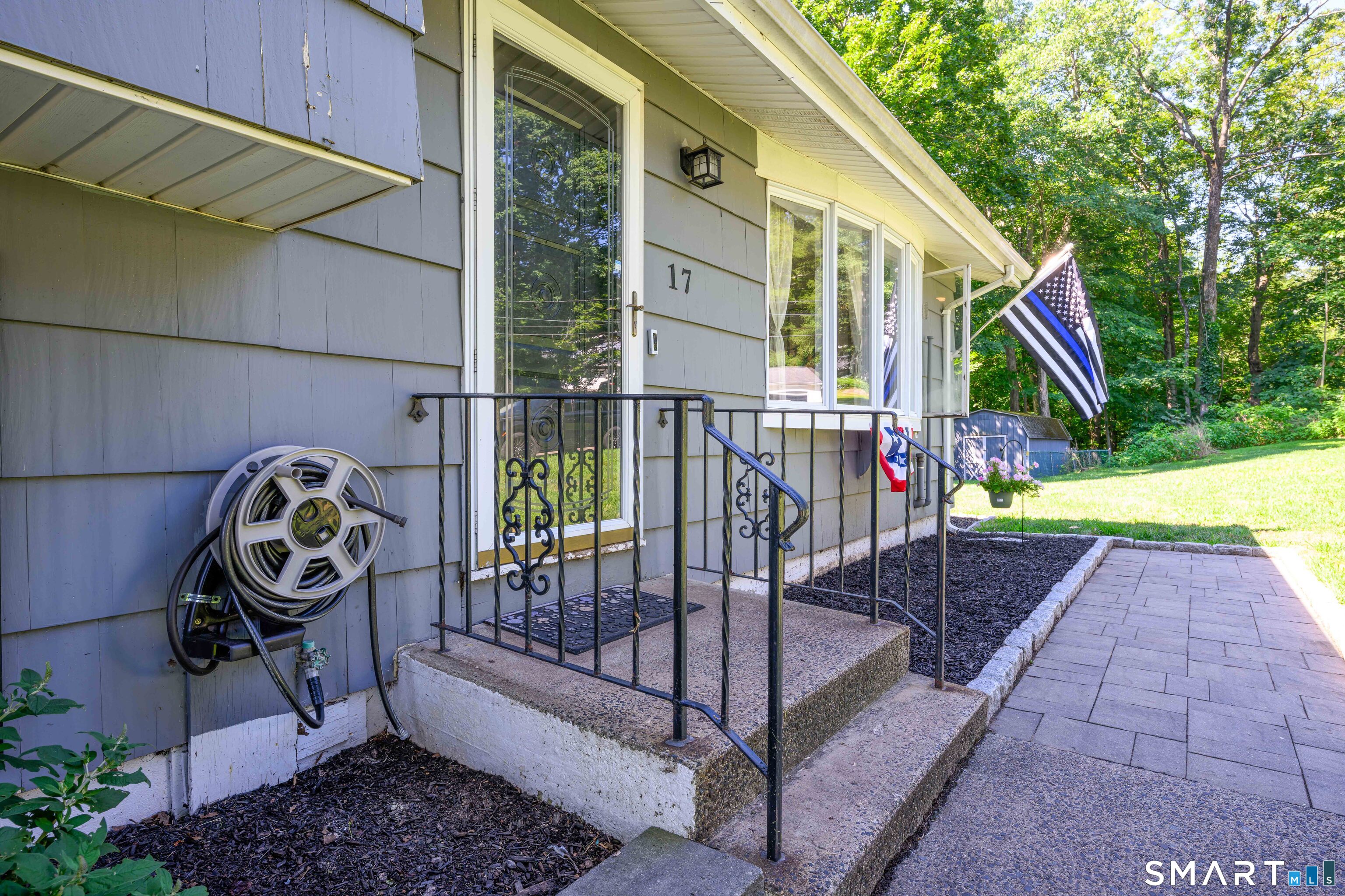 17 Julius Drive photo 5