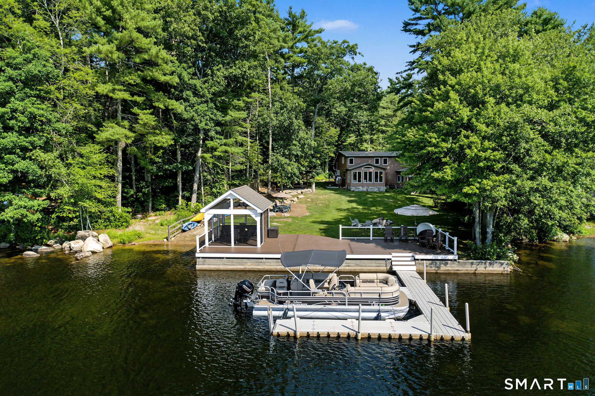 174 Shore Road, Voluntown, Connecticut 06384