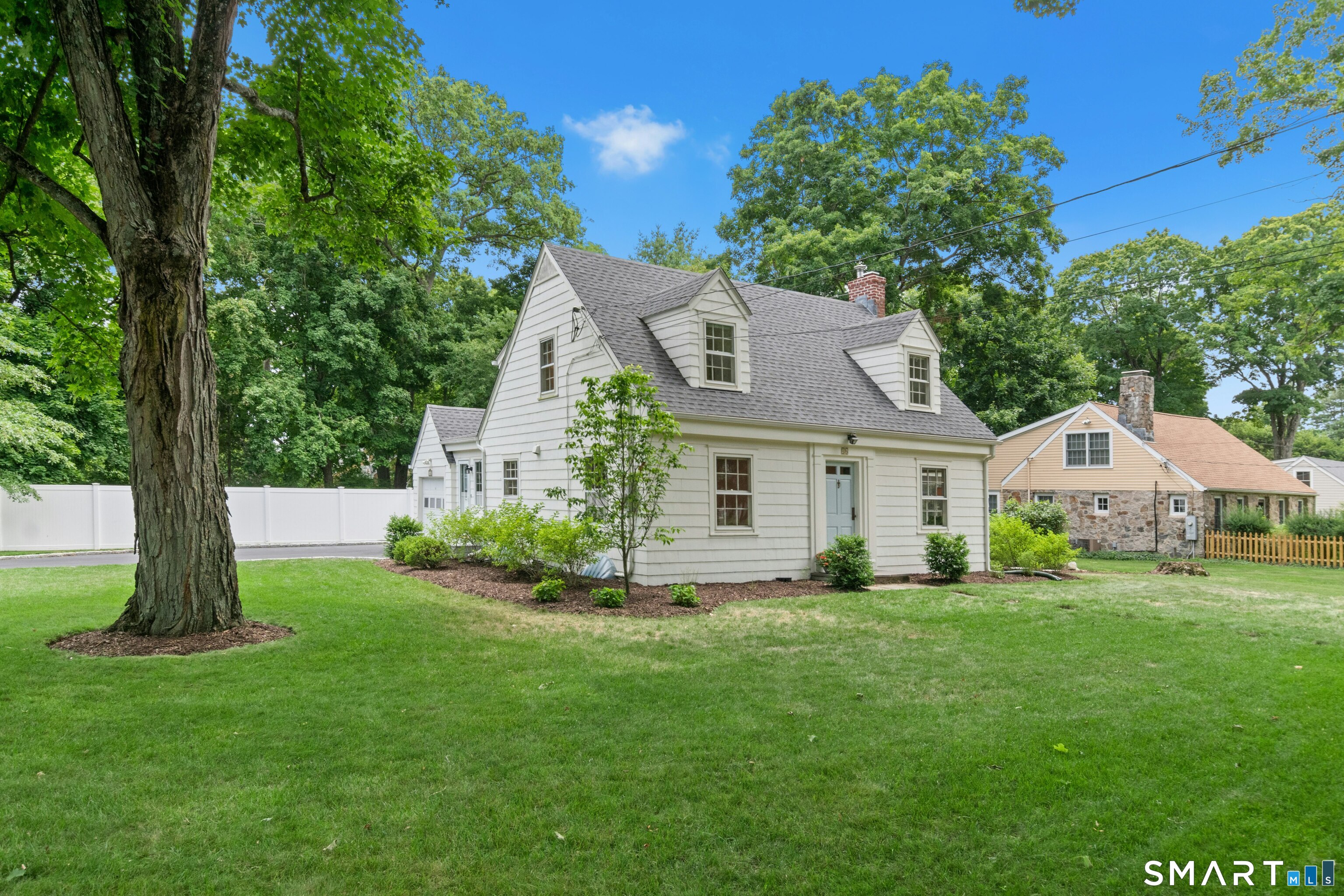 46 Toilsome Avenue photo 3