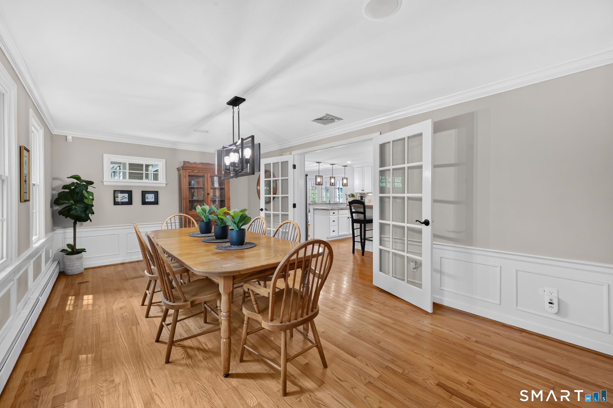 270 Farmcliff Drive photo 13