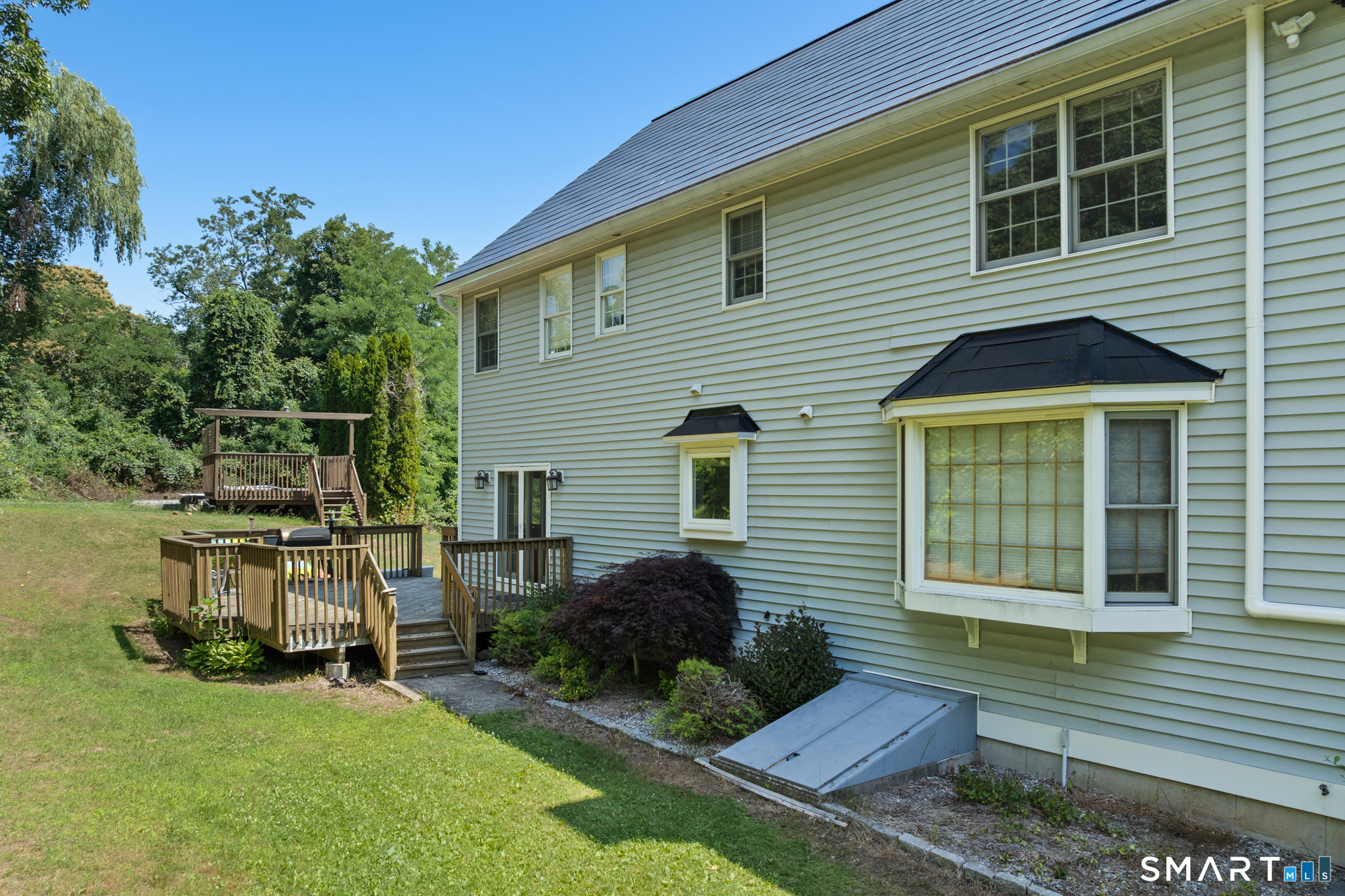 5th image of 1932 Hartford Turnpike, North Haven, CT 06473 | MLS# 24191758