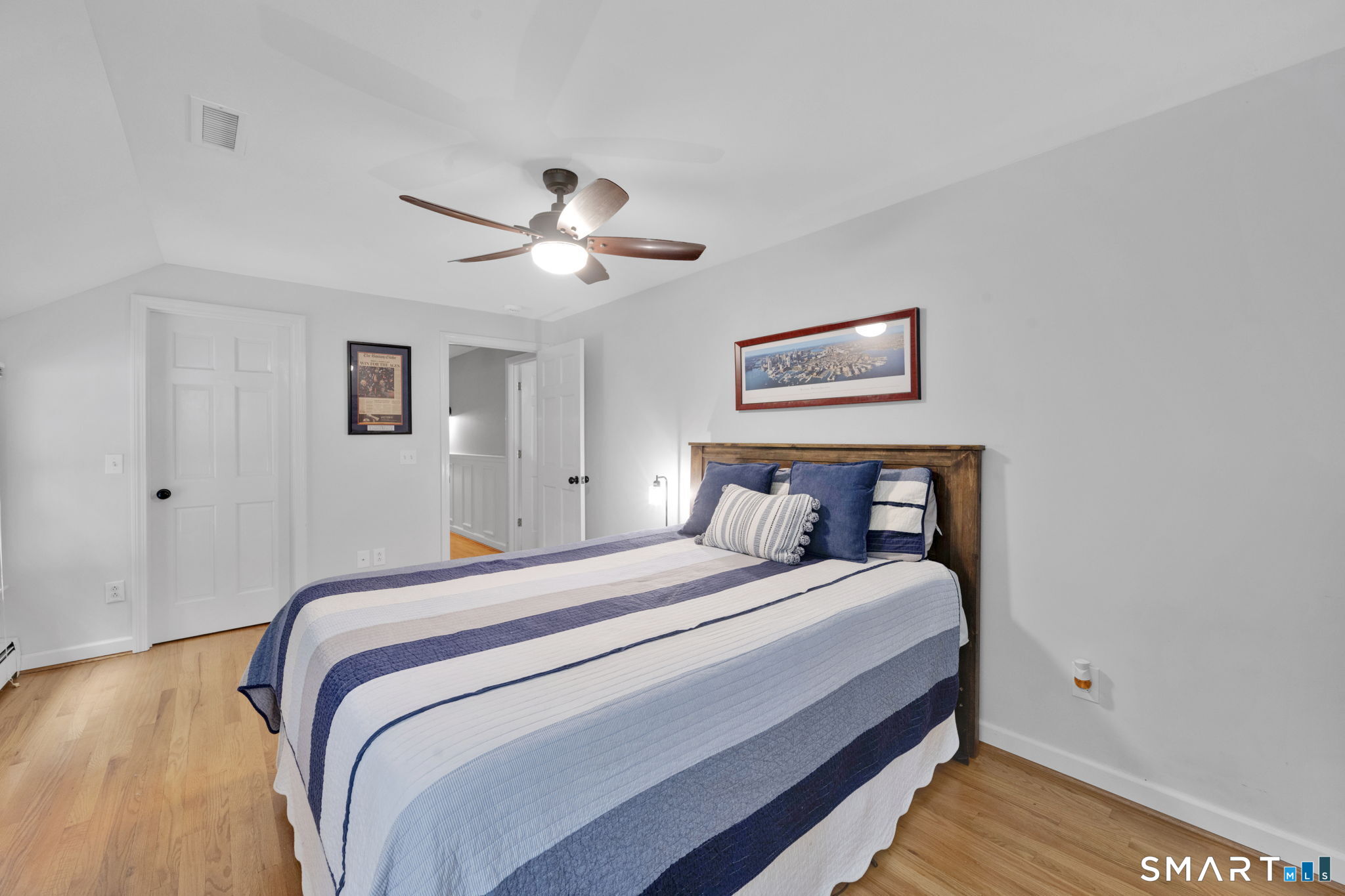 270 Farmcliff Drive photo 31