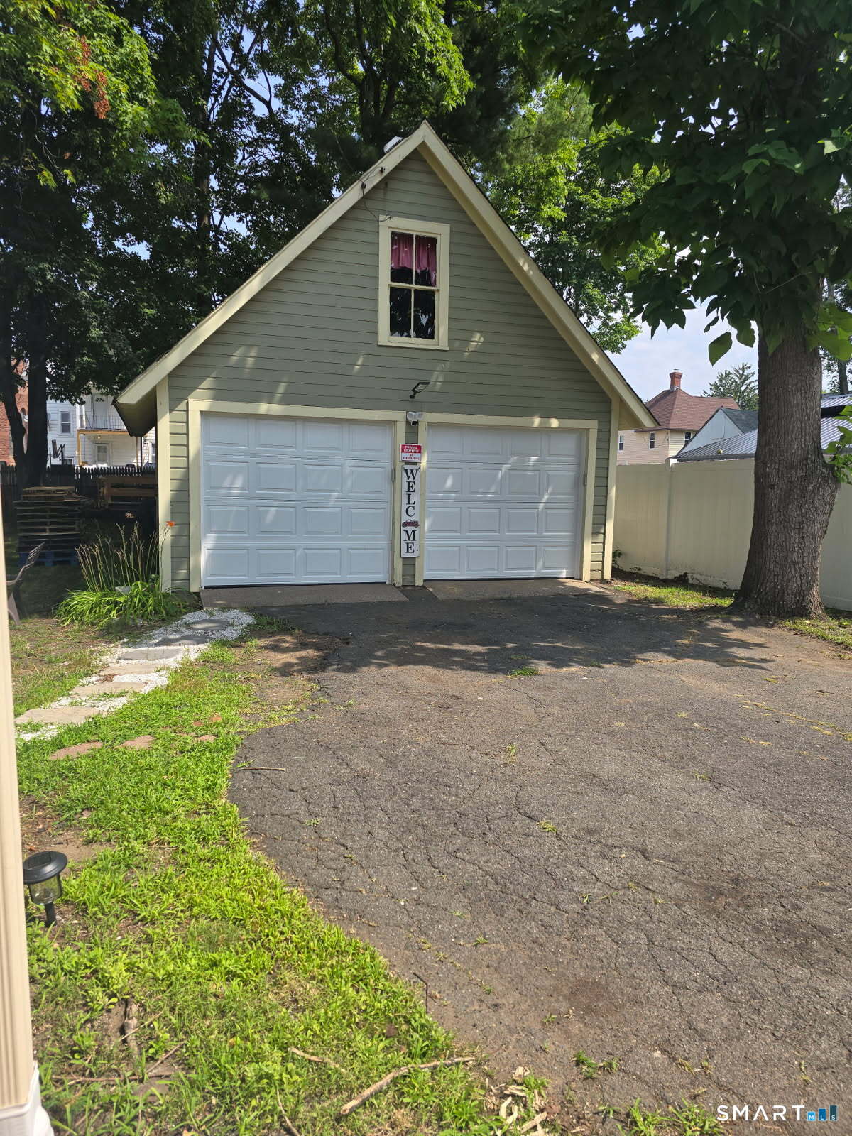 32 Wells Avenue photo 11
