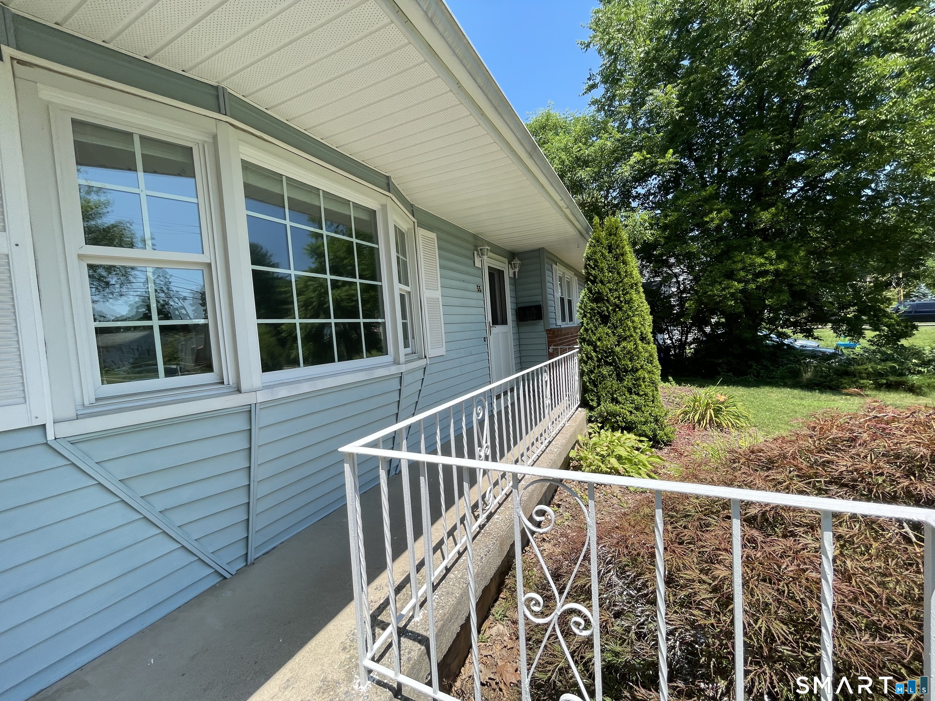 Homes for sale in West Hartford, CT | 35 Woodmont Rd, West Hartford, CT 06117 | MLS# 24191820