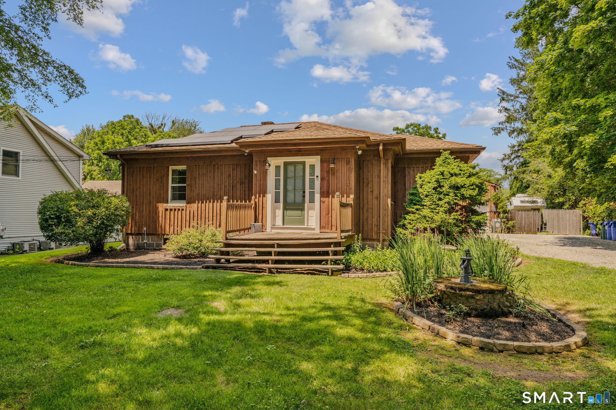 Homes for sale in Waterford, CT | 21 Goshen Rd, Waterford, CT 06385 | MLS# 24191665