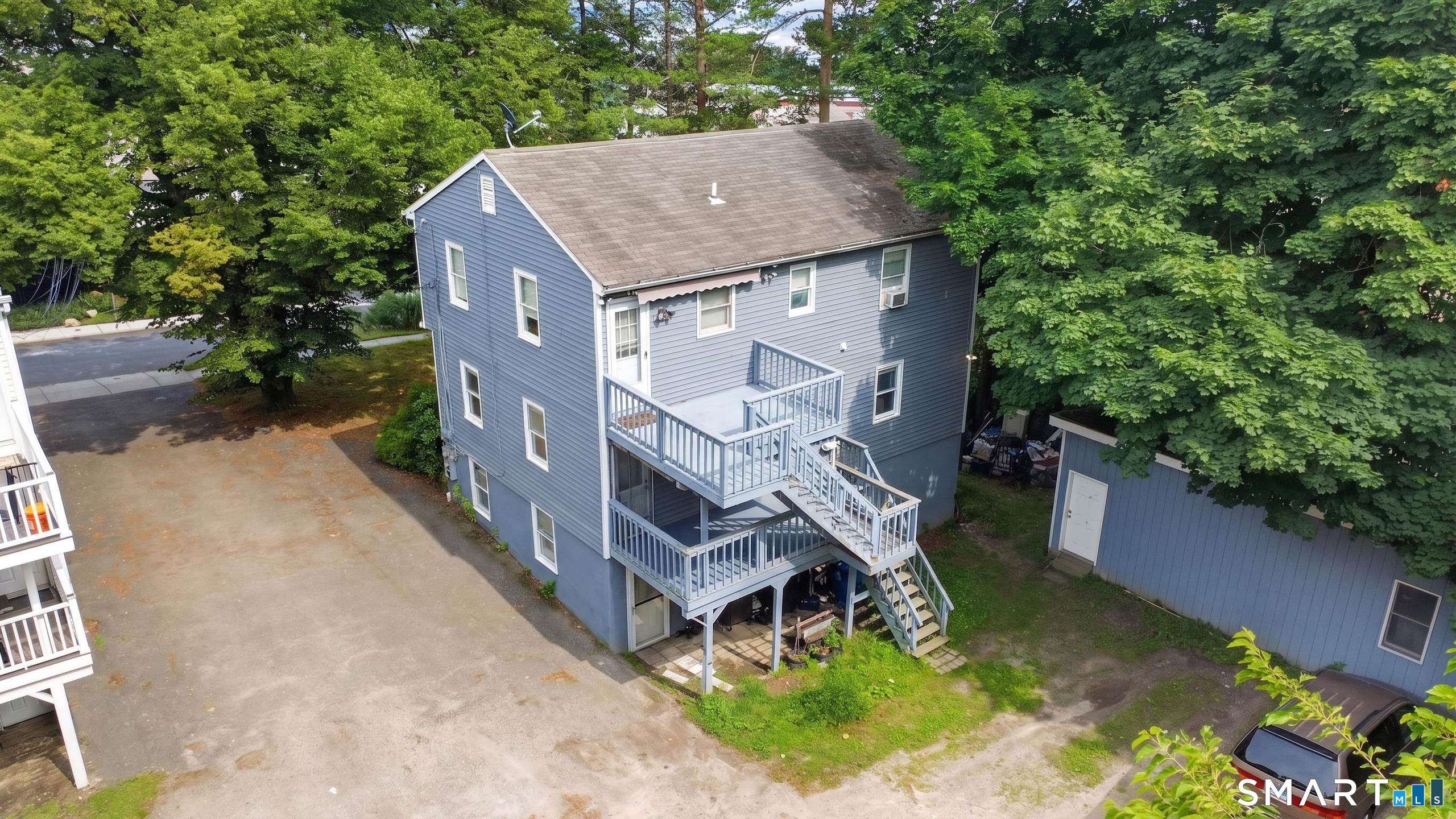 53 1/2 Elmwood Avenue, Norwalk