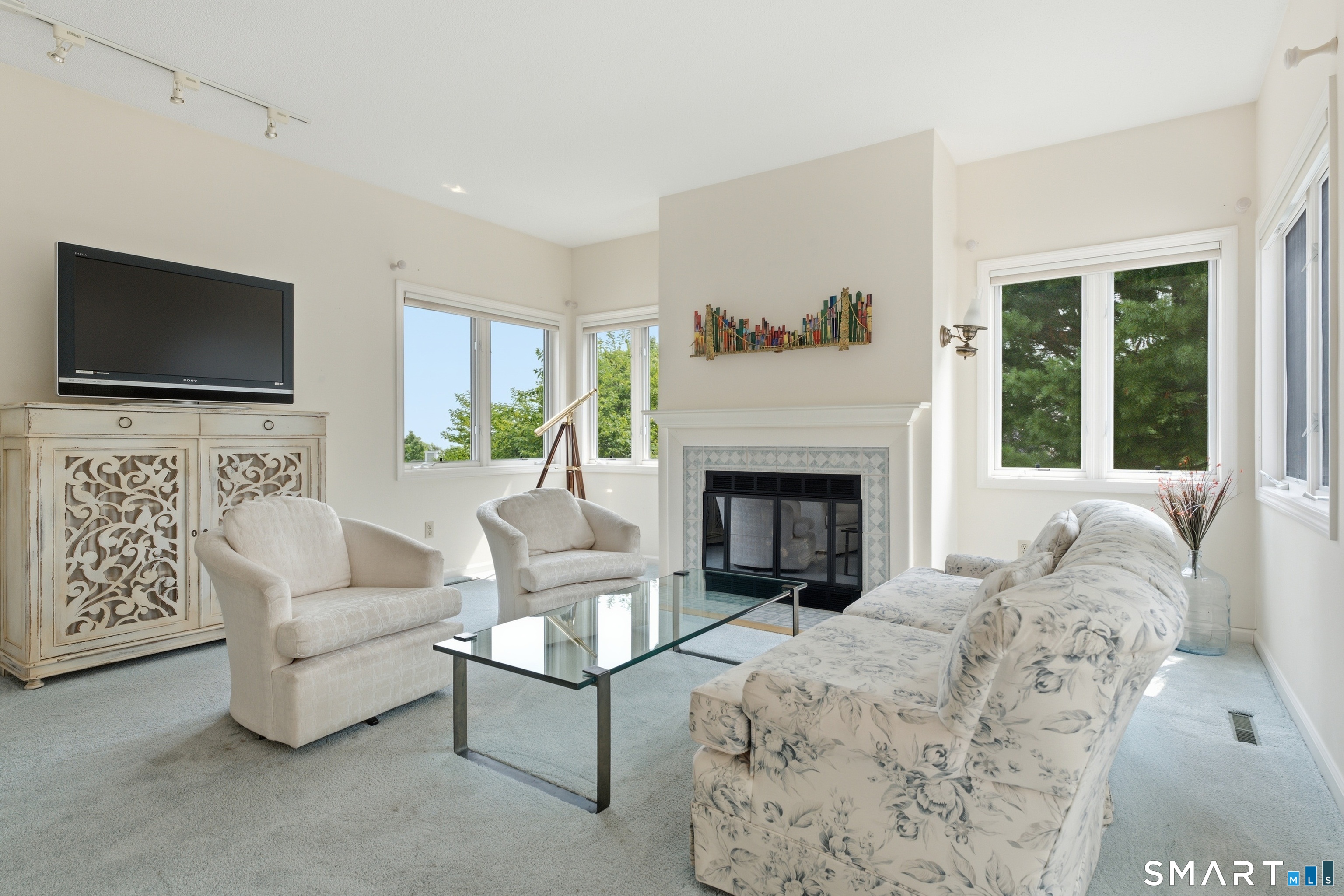 Homes for sale in Madison, CT | 250 Legend Hill Rd #250, Madison, CT 06443 | MLS# 24190216