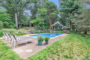 107 Roseville Road