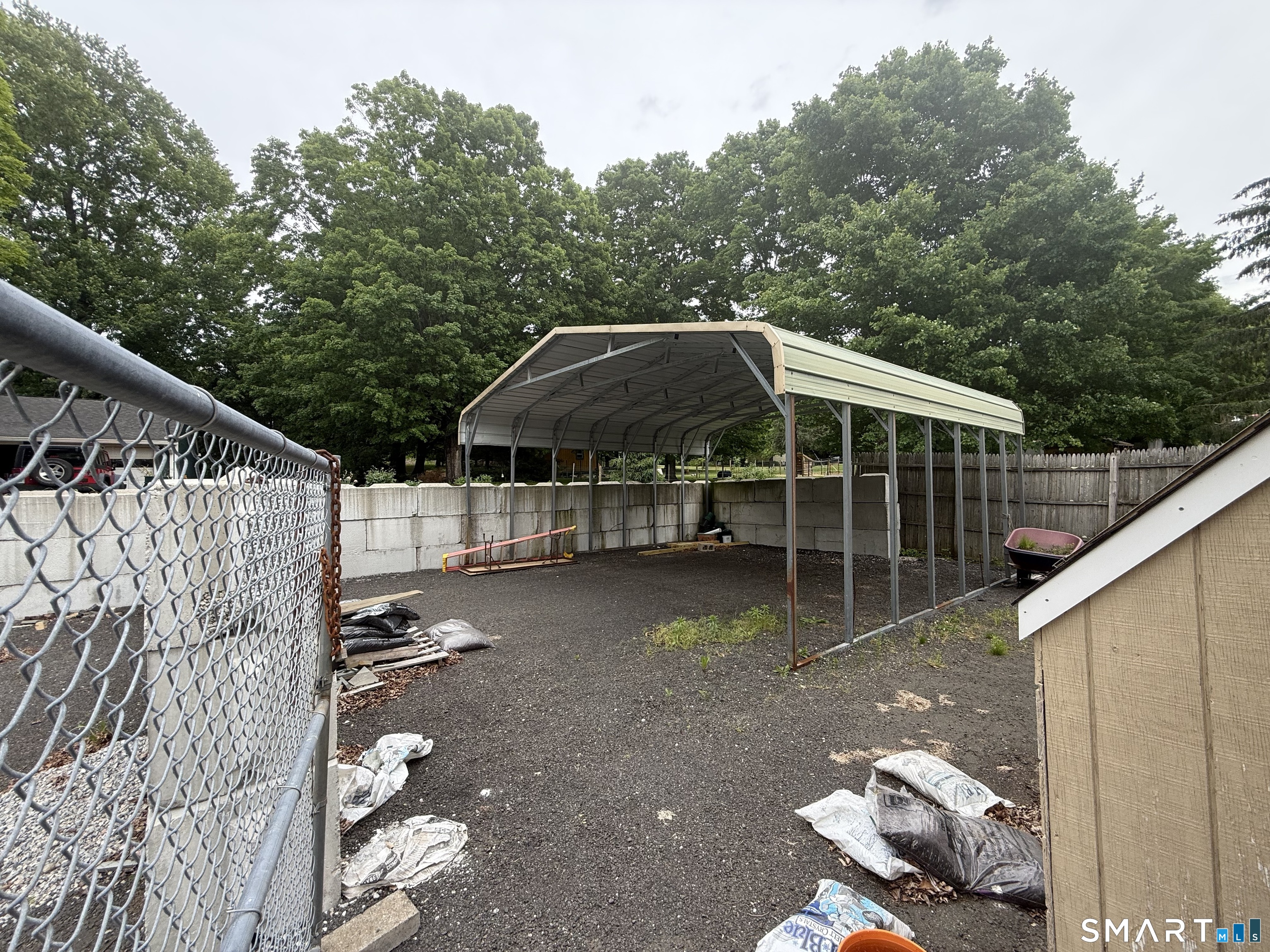 152 Guilford Road photo 4