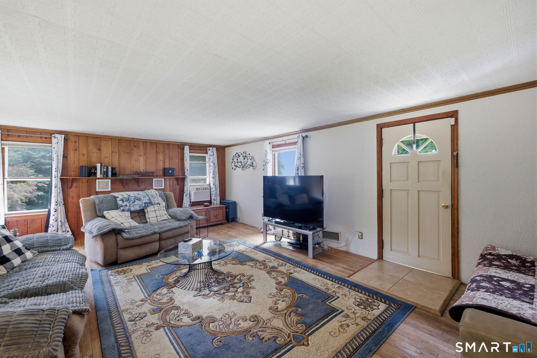 Homes for sale in New Milford, CT | 60 Town Farm Rd, New Milford, CT 06776 | MLS# 24191971