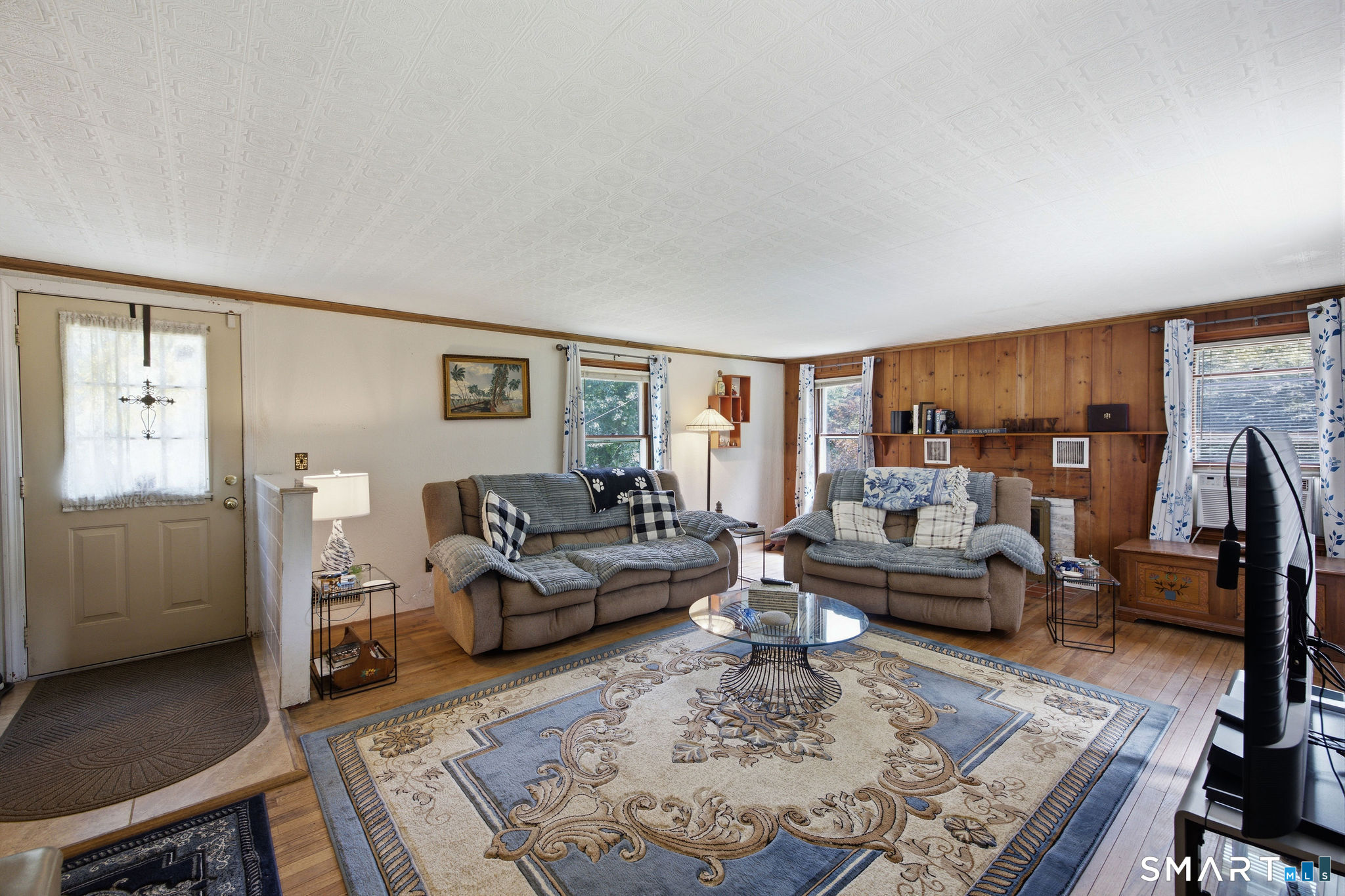 Homes for sale in New Milford, CT | 60 Town Farm Rd, New Milford, CT 06776 | MLS# 24191971