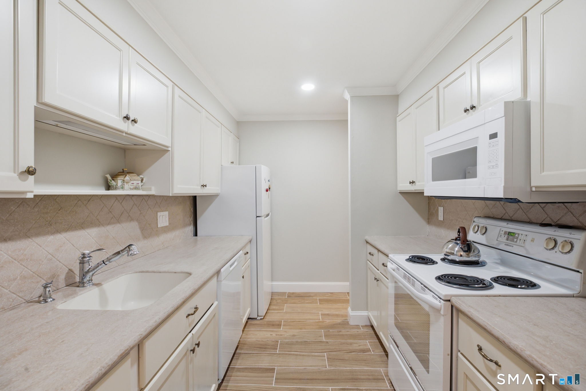 247 Hamilton Avenue, Stamford, Connecticut photo 5