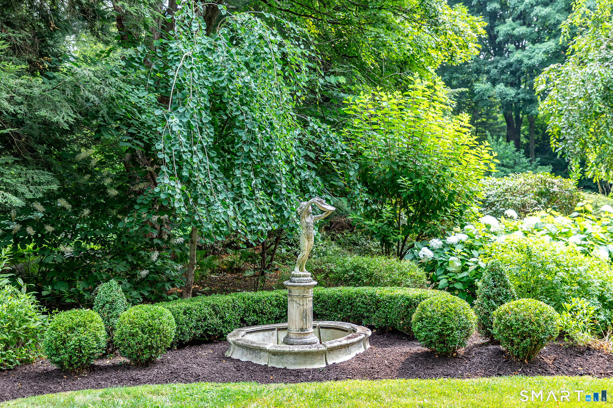 11 Pleasant Street photo 38