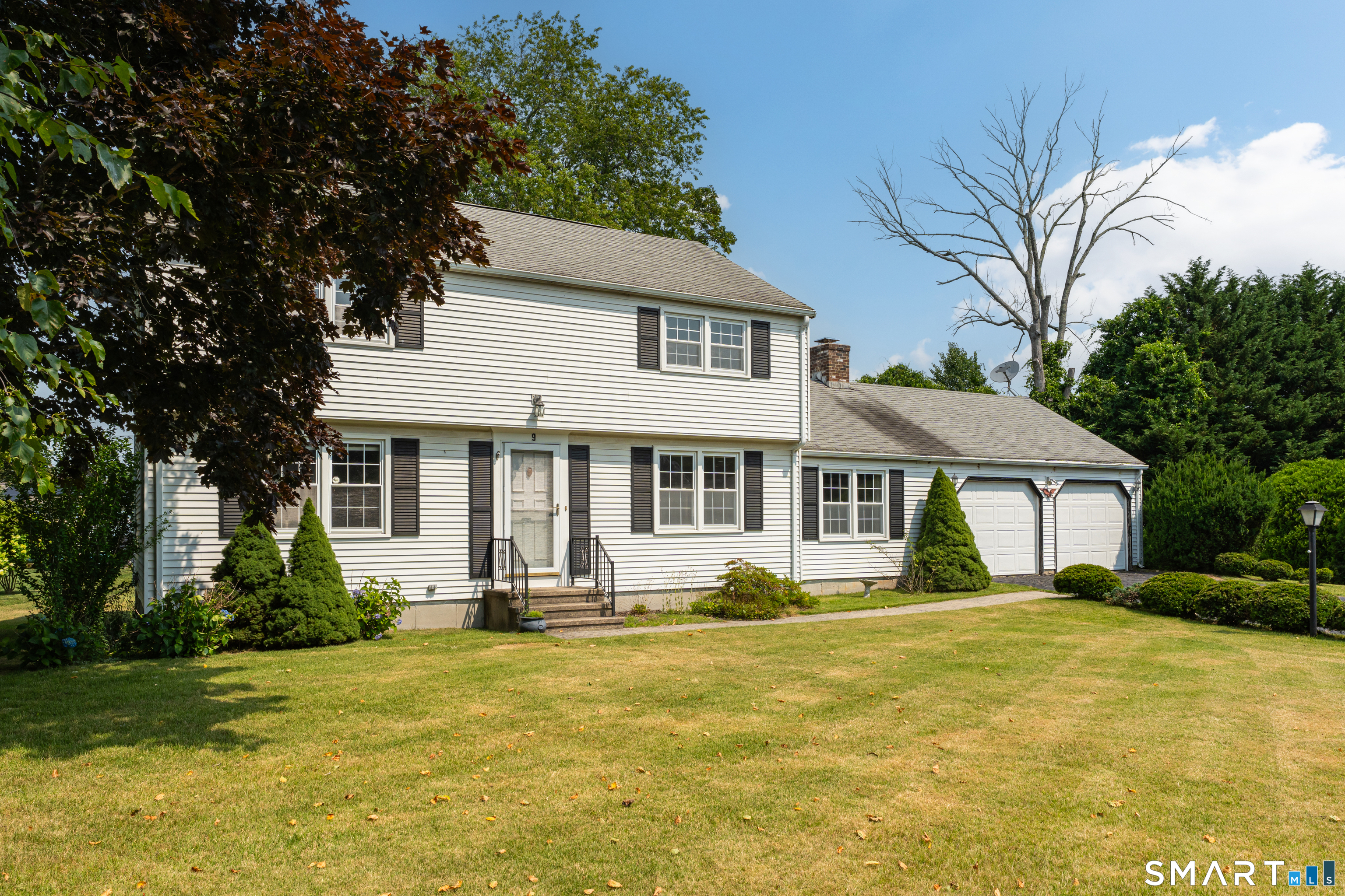 Homes for sale in Waterford, CT | 9 Cross Dr, Waterford, CT 06385 | MLS# 24192141