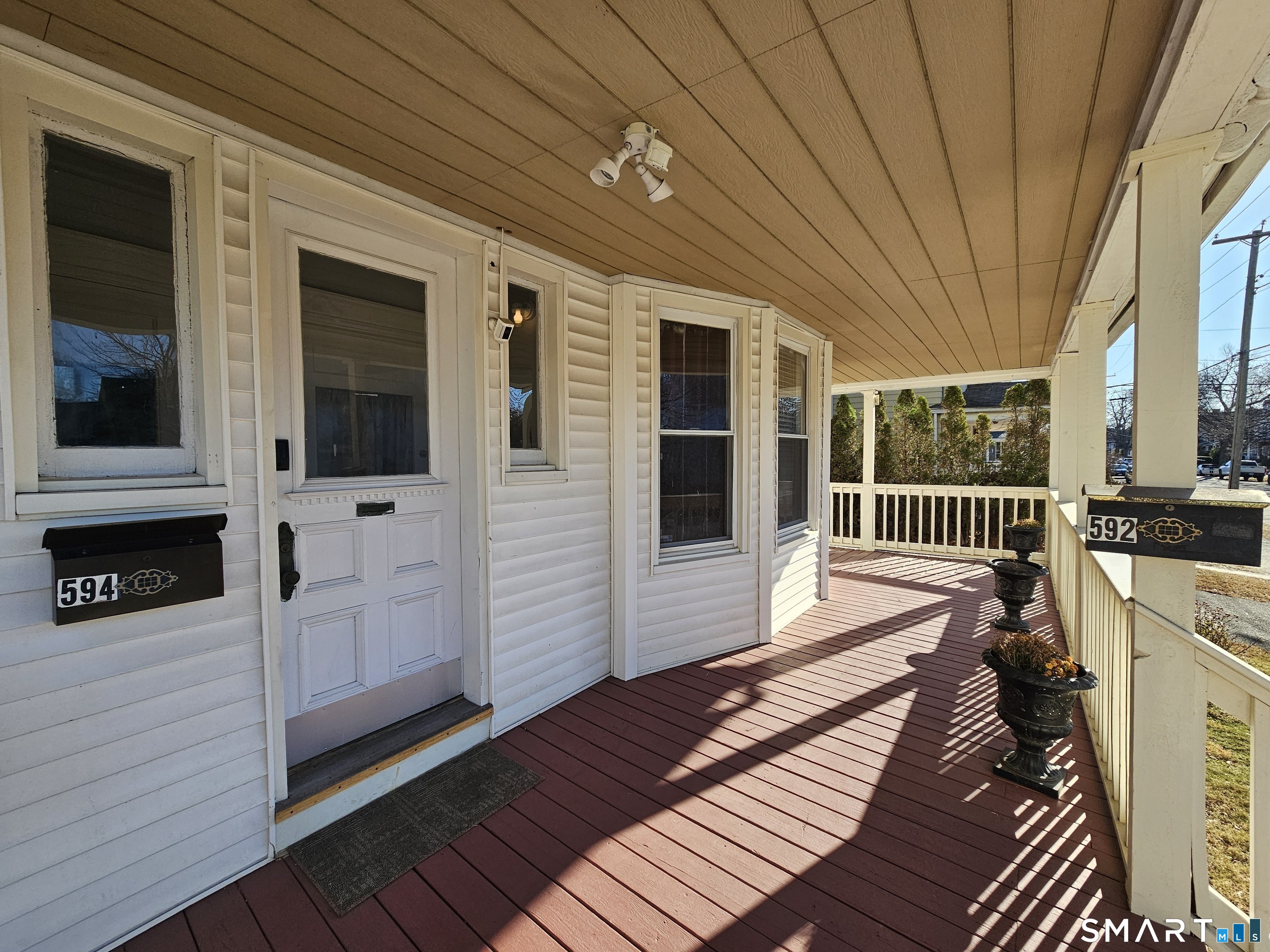 592 Laurel Avenue Unit #2nd Floor photo 3