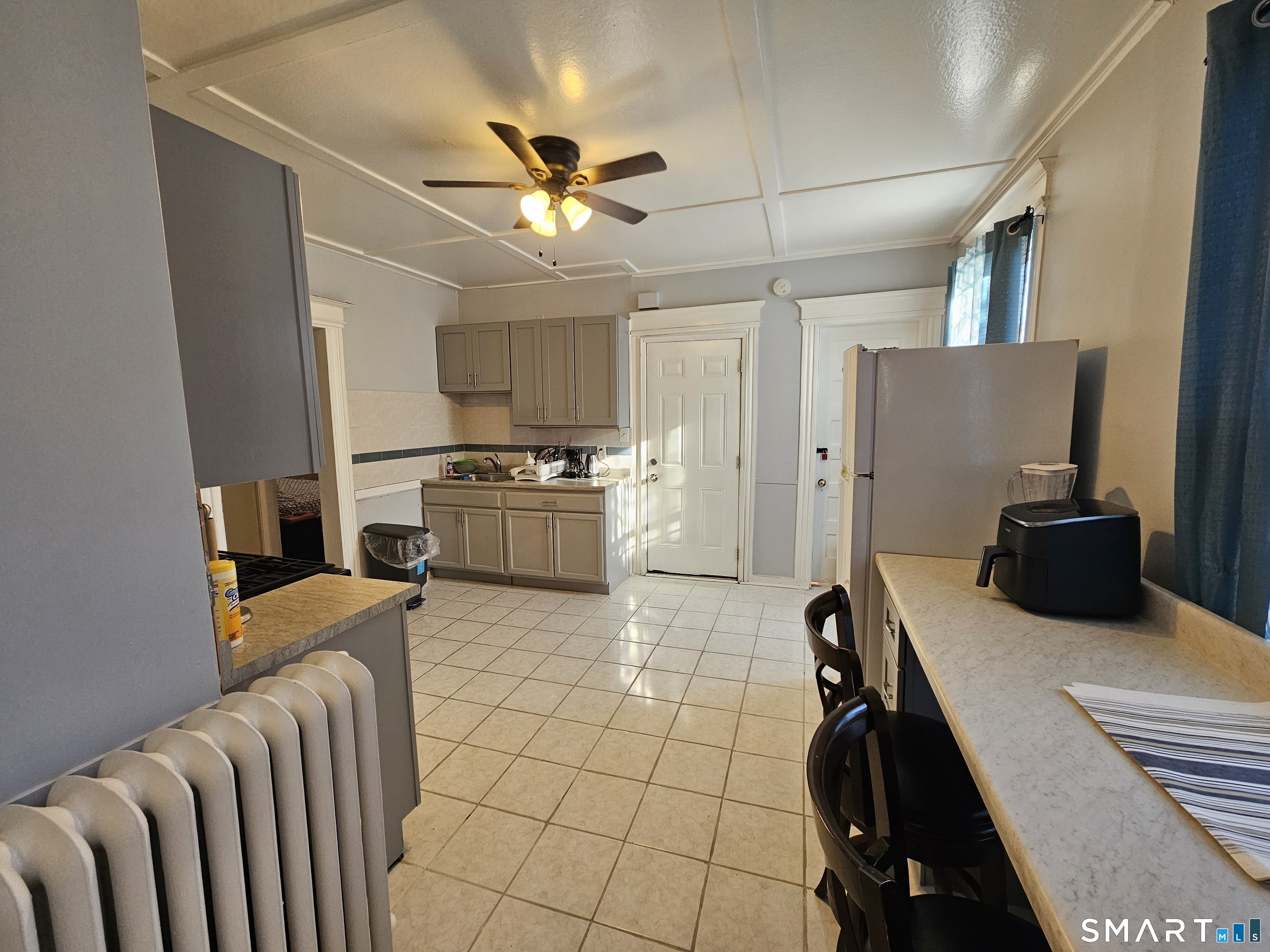 592 Laurel Avenue Unit #2nd Floor photo 20