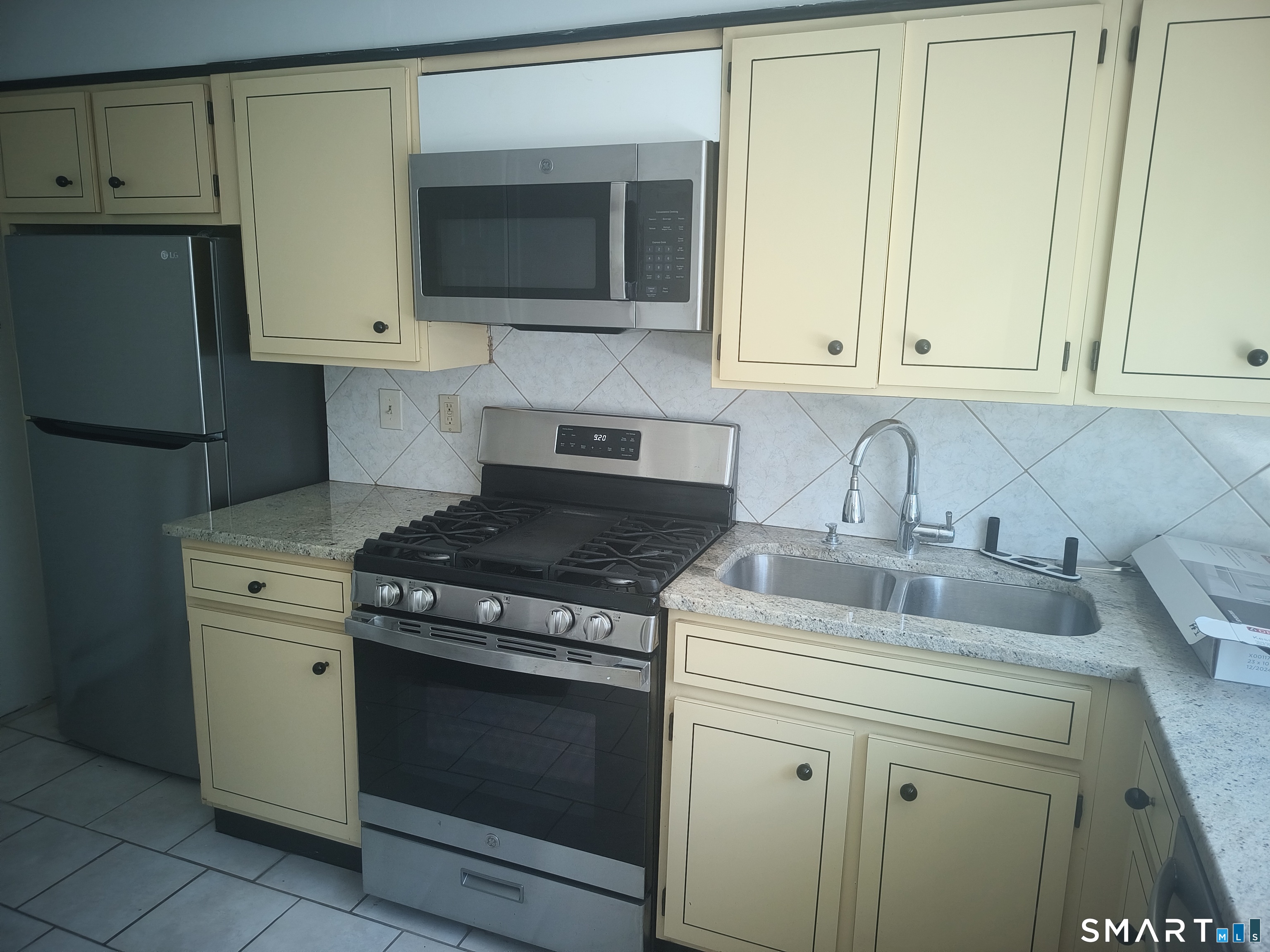 36 Wilton Avenue, Norwalk, Connecticut photo 3