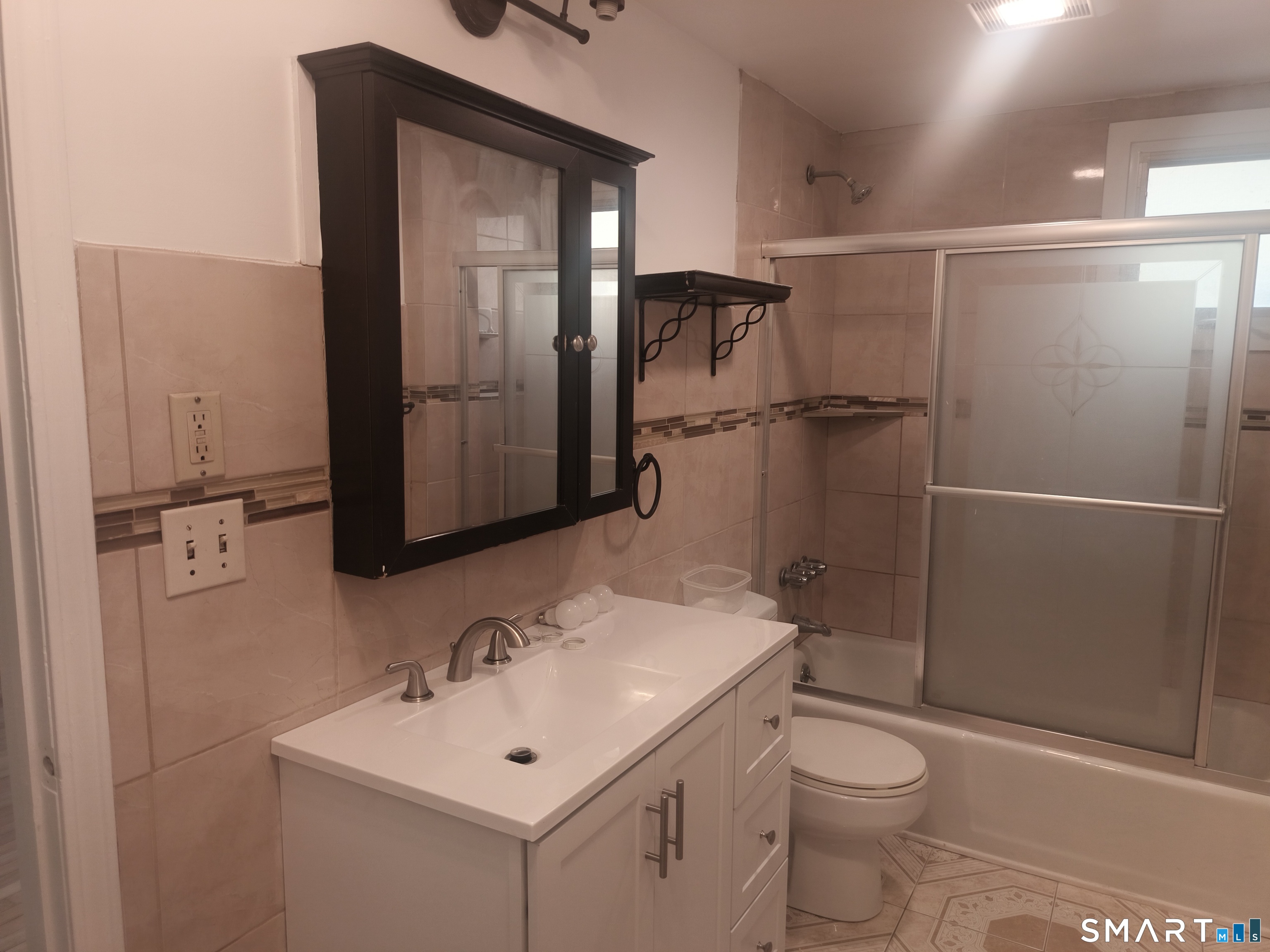 36 Wilton Avenue, Norwalk, Connecticut photo 5