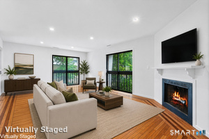 1 Valley Road, Unit 202