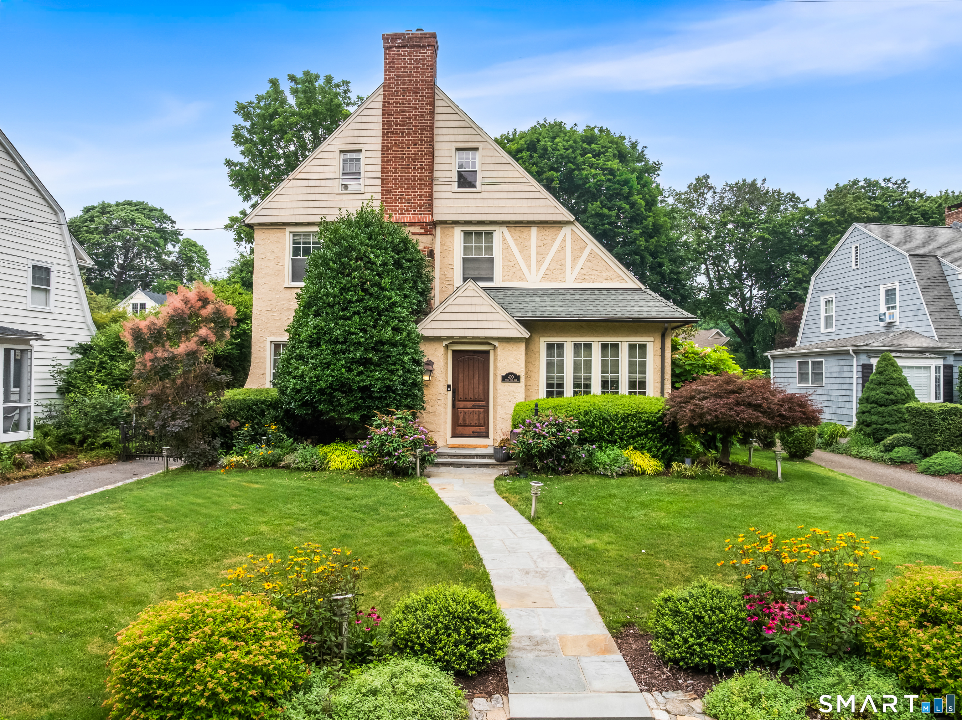 400 Buena Vista Road, Fairfield, Connecticut 06825