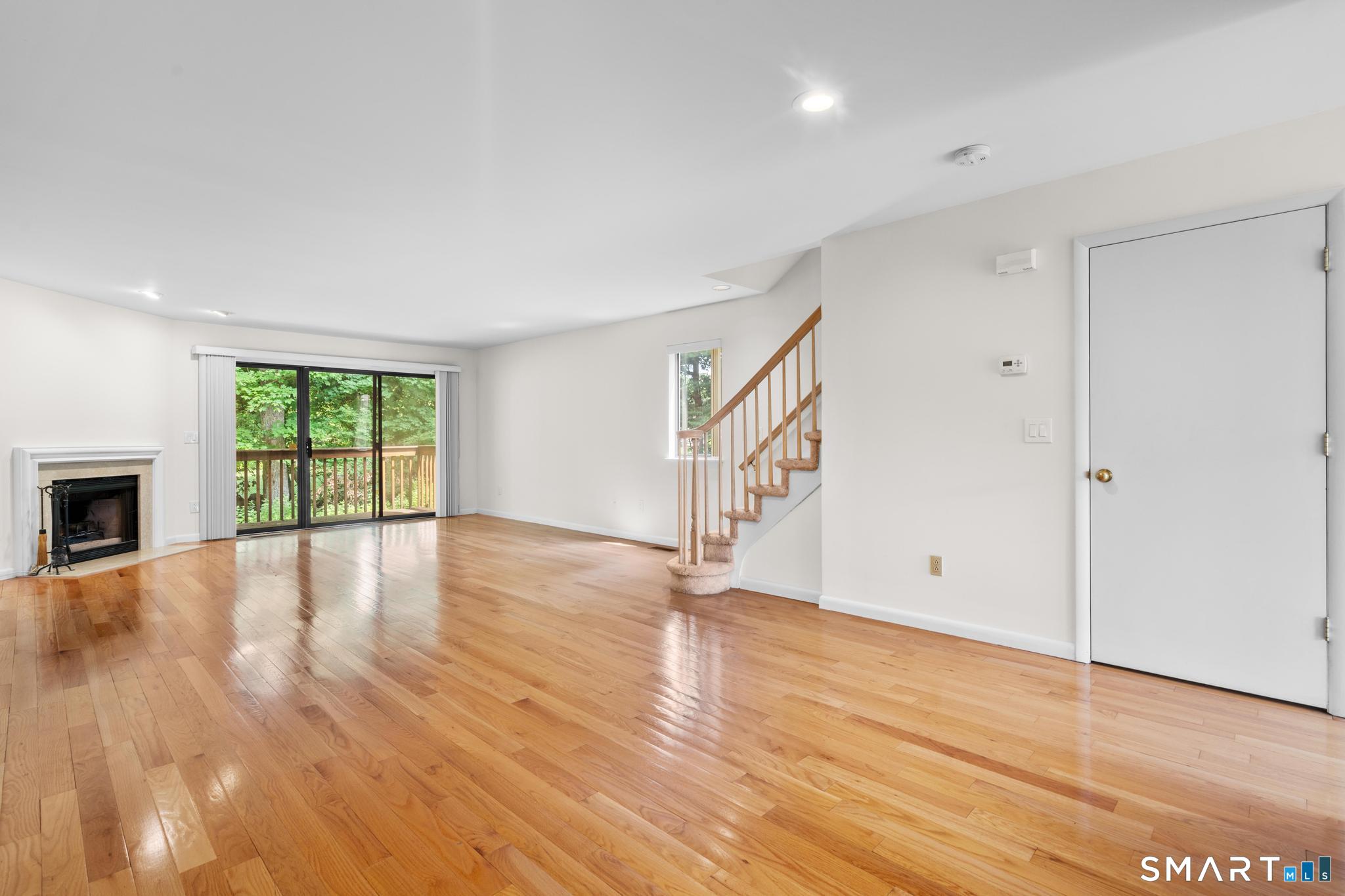 2435 Bedford Street, Stamford, Connecticut photo 5