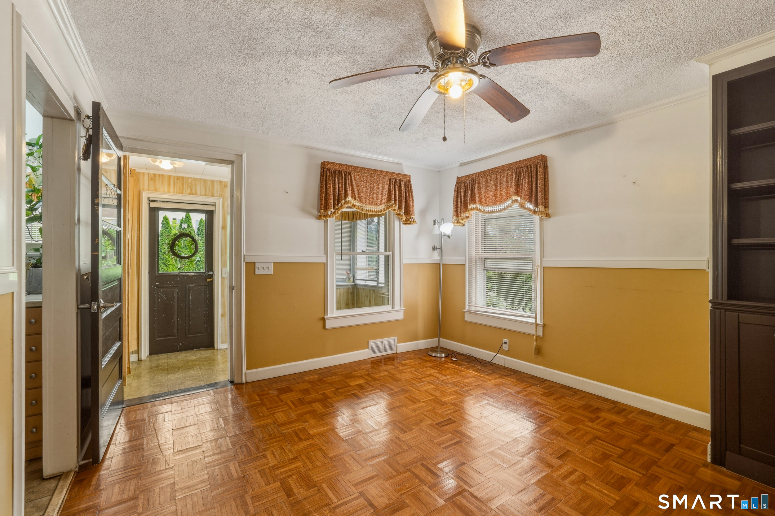 Homes for sale in Derby, CT | 26 Washington St, Derby, CT 06418 | MLS# 24190362