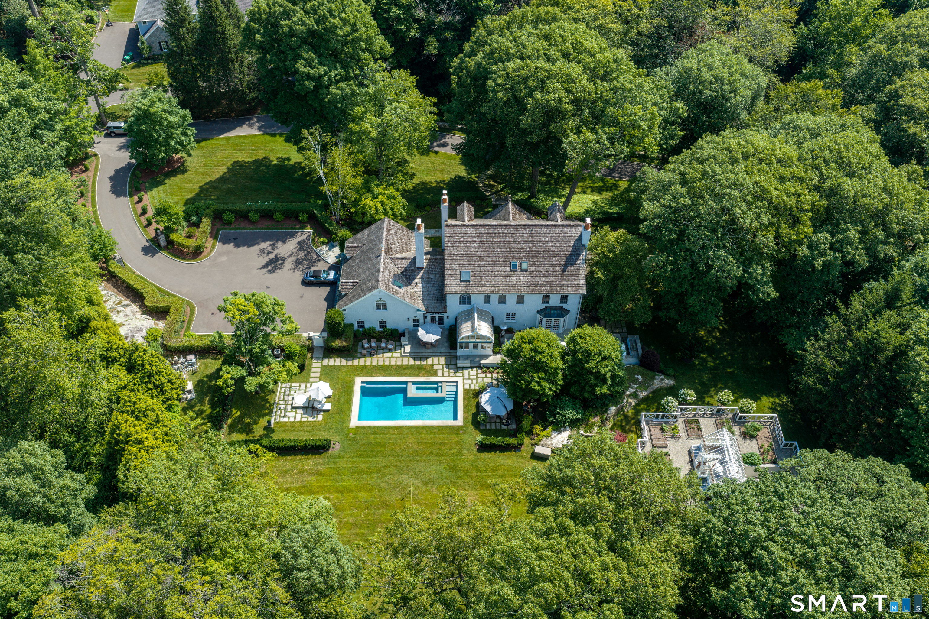 Homes for sale in Greenwich, CT | 23 Wyckham Hill Ln, Greenwich, CT 06831 | MLS# 24189995