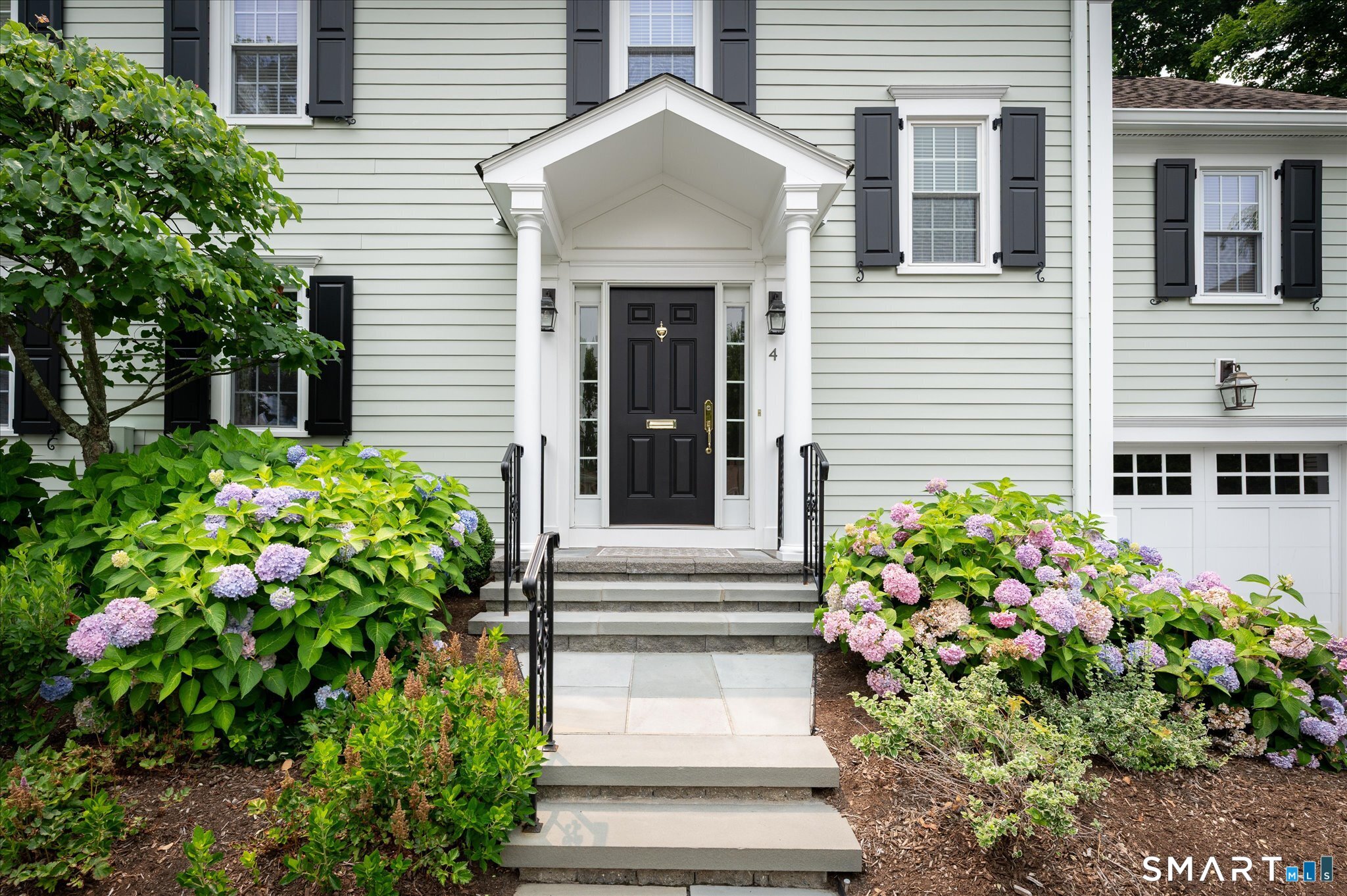 123 Richmond Hill Road, New Canaan, Connecticut photo 2