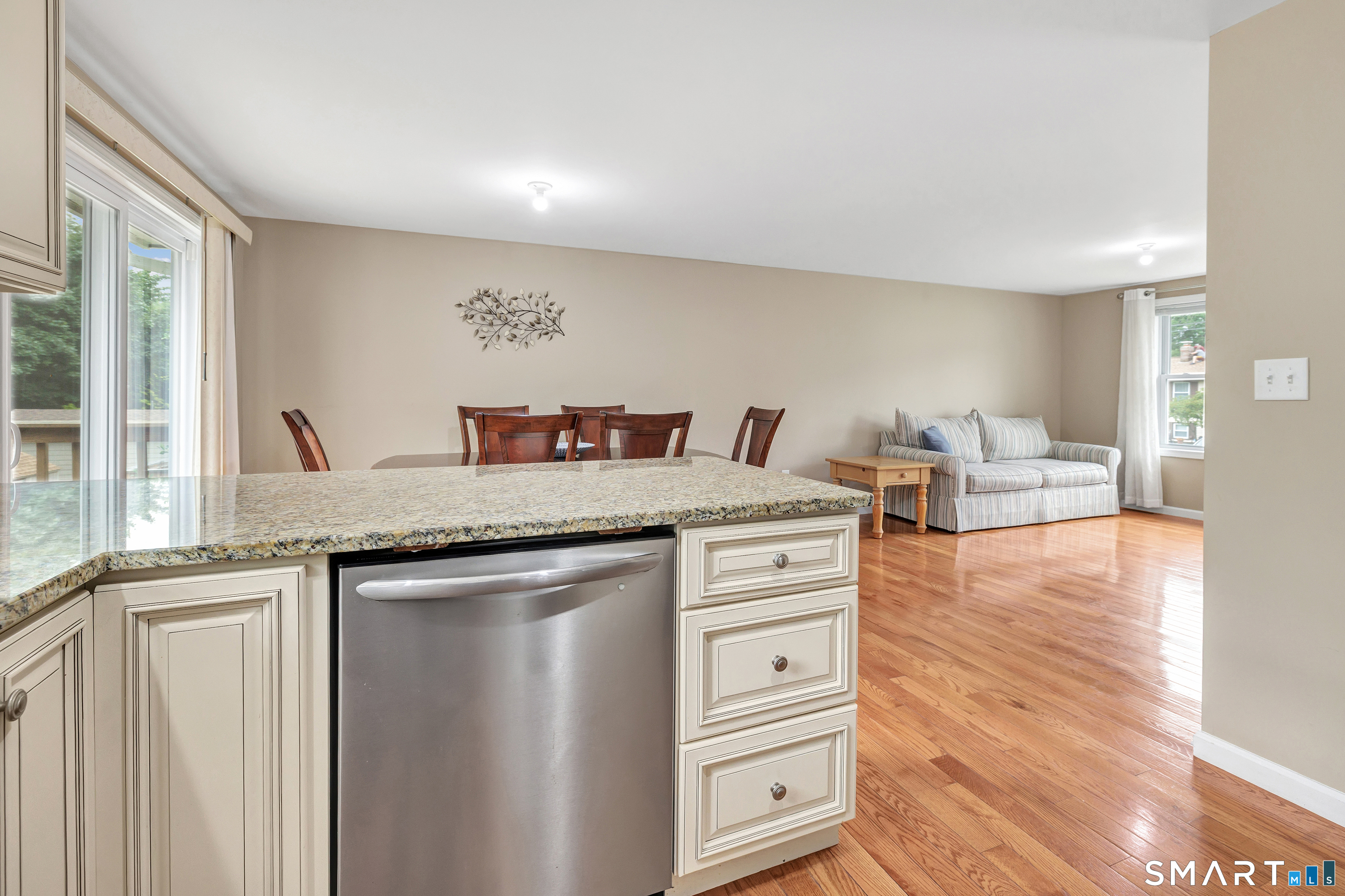 31 Webster Drive photo 14